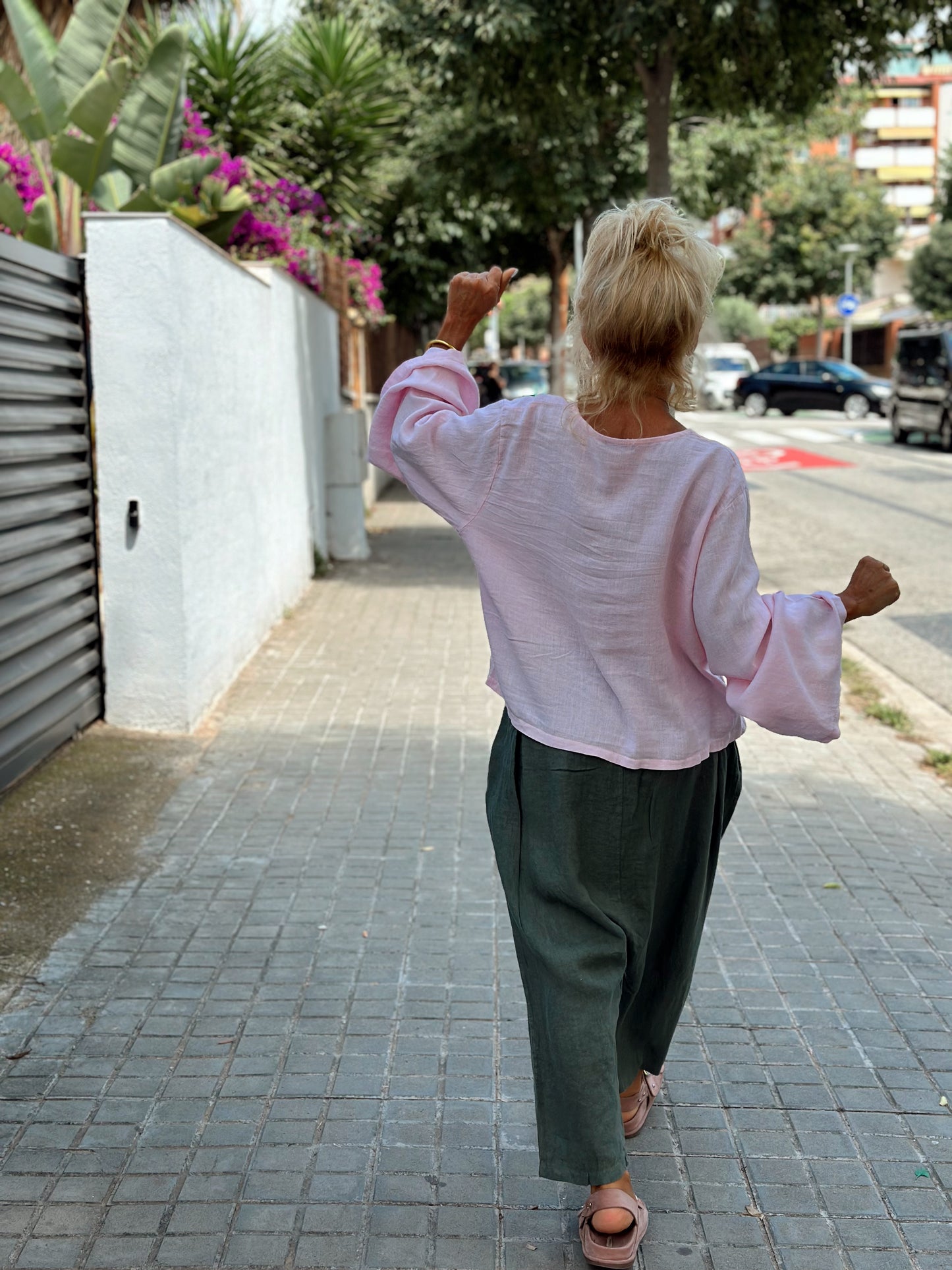 BLUSA CON LAZOS ROSA