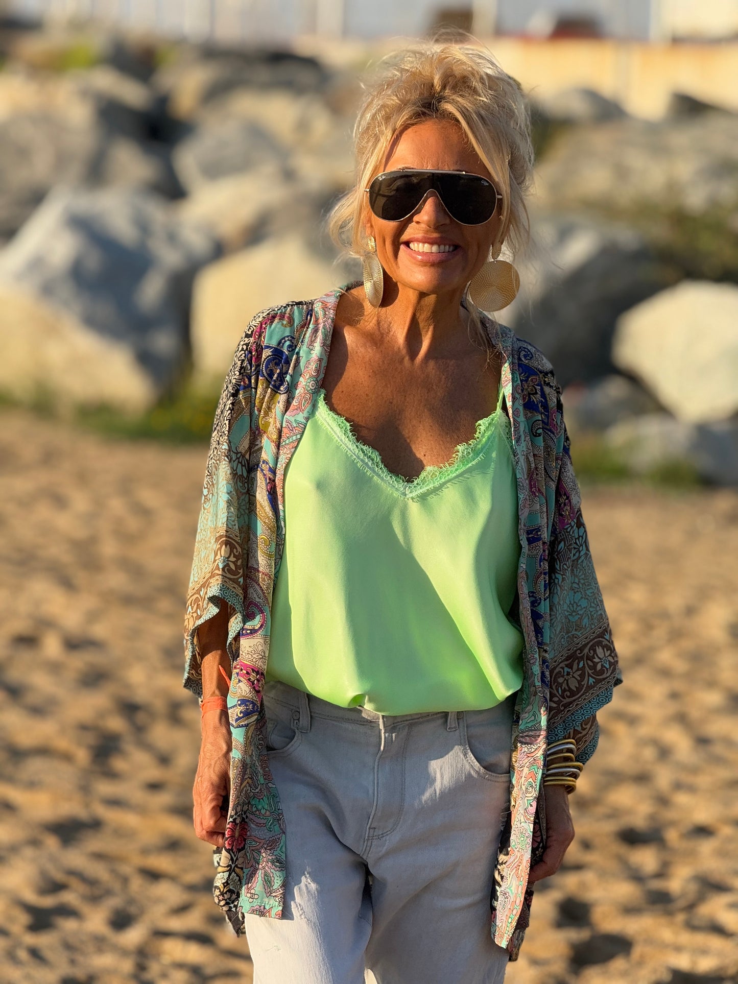 KIMONO CORTO ESTAMPADO MULTICOLOR