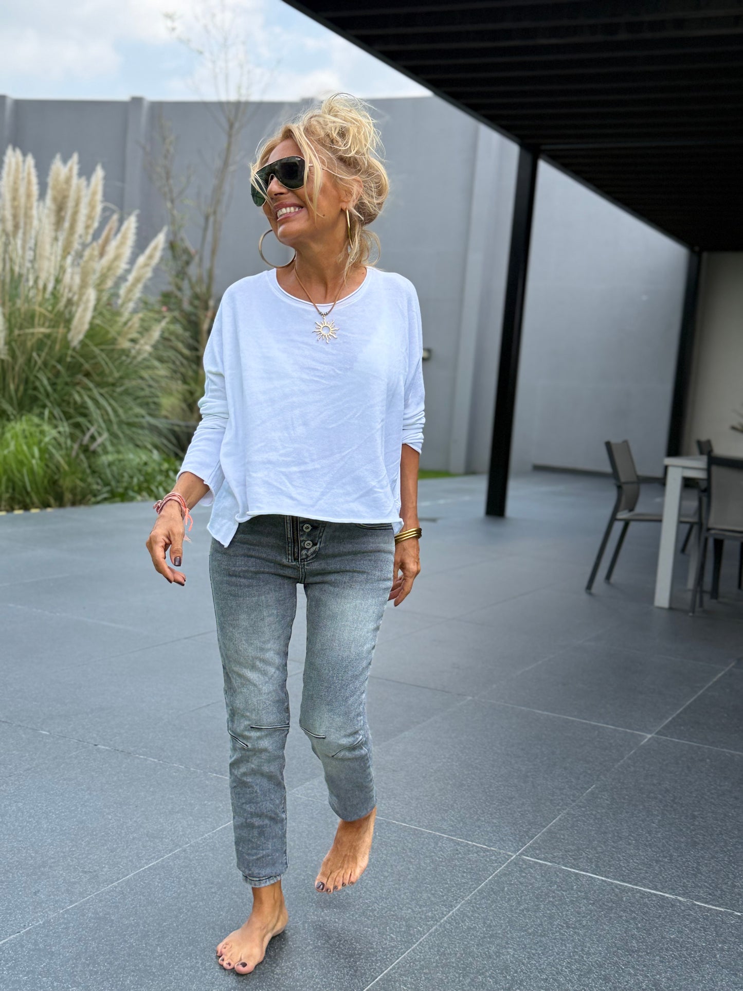 JEANS VAQUEROS GABY GRIS