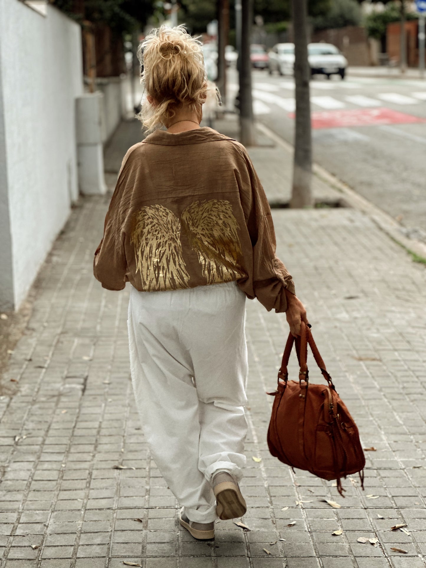 CAMISA MADEMOISELLE CON ALAS CAMEL