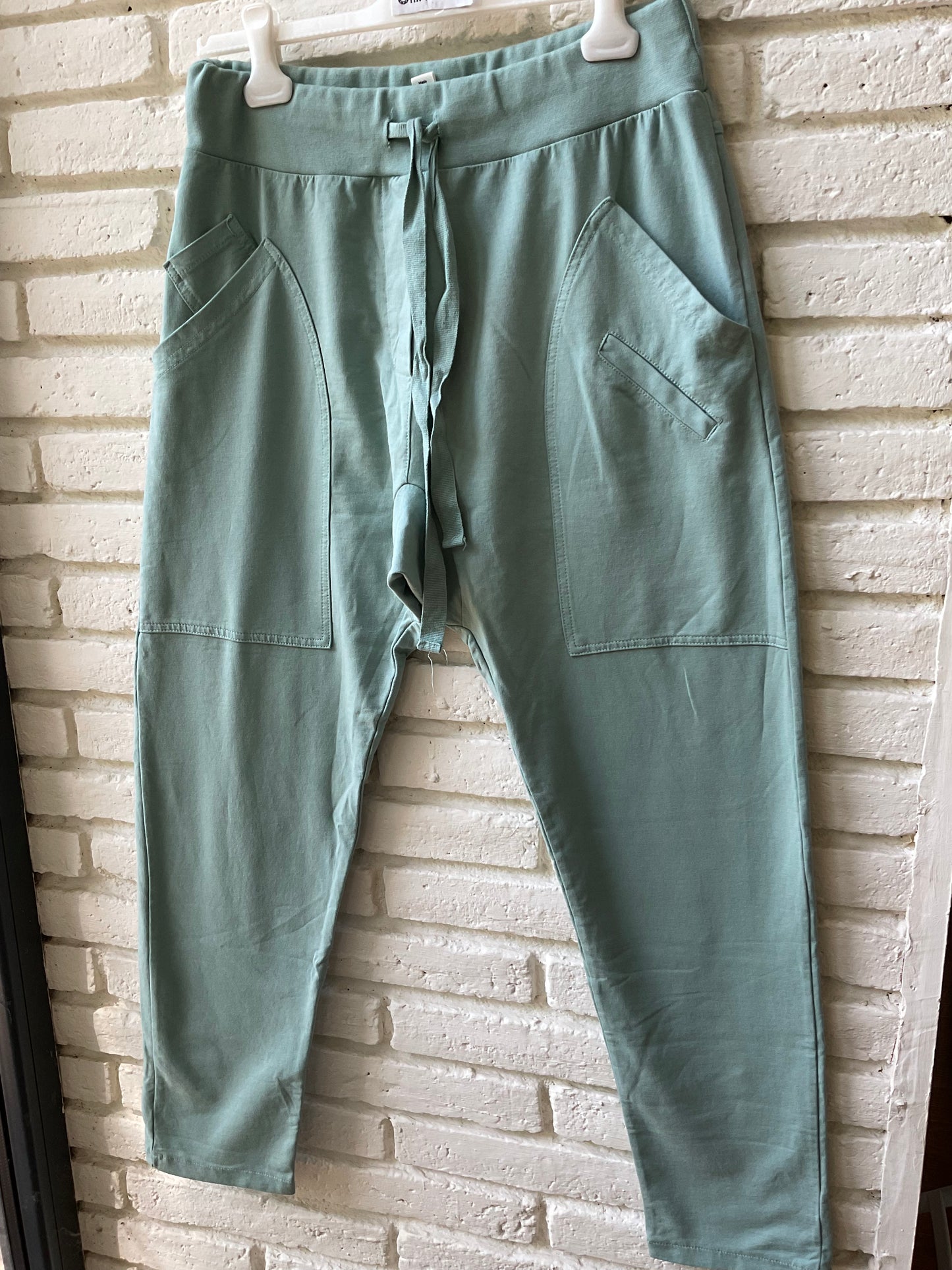 PANTALÓN BAGGY OVERSIZE SORAYA VERDE