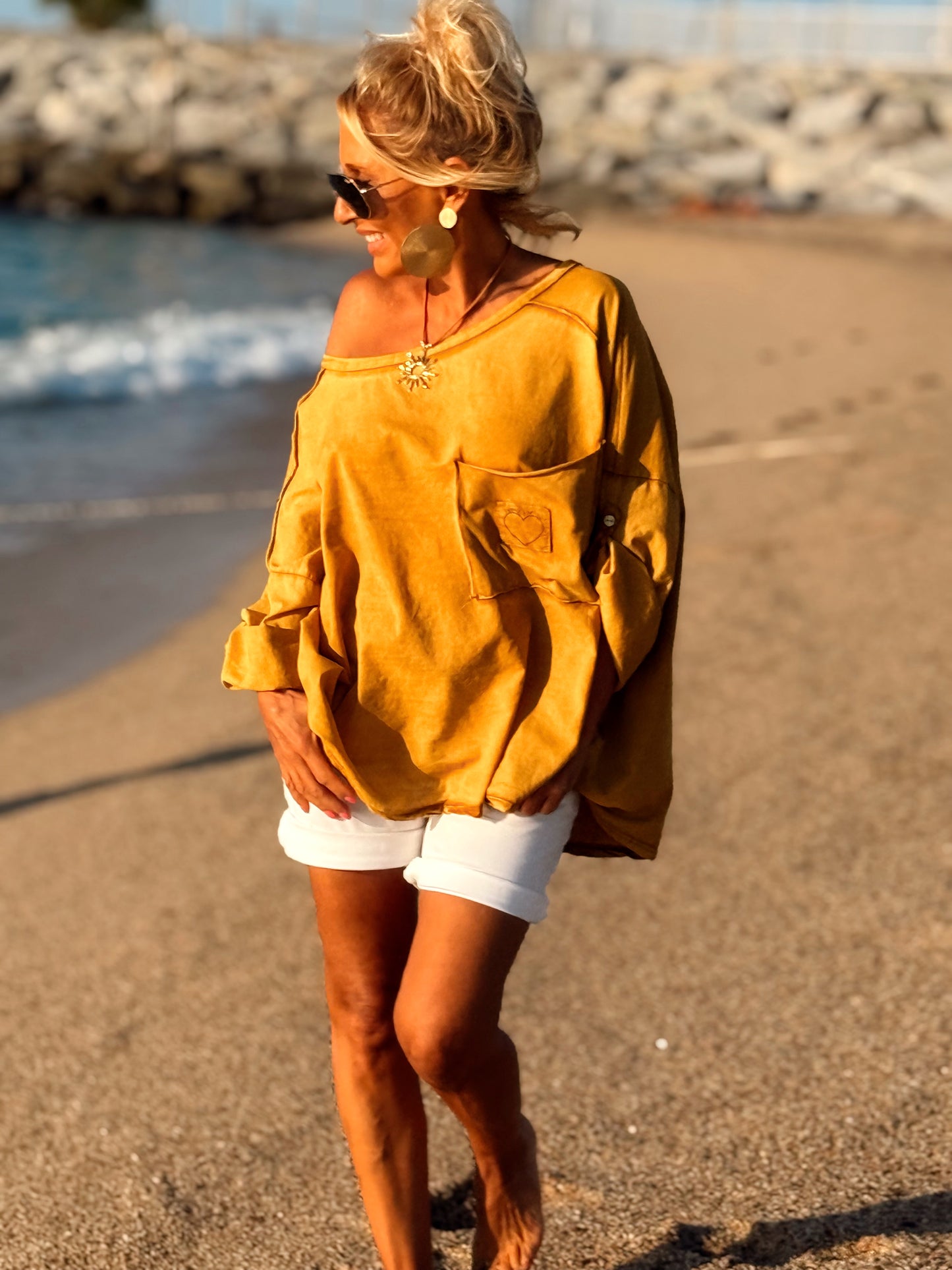 CAMISETA OVERSIZE L’AMORE E BELLA MULTICOLOR