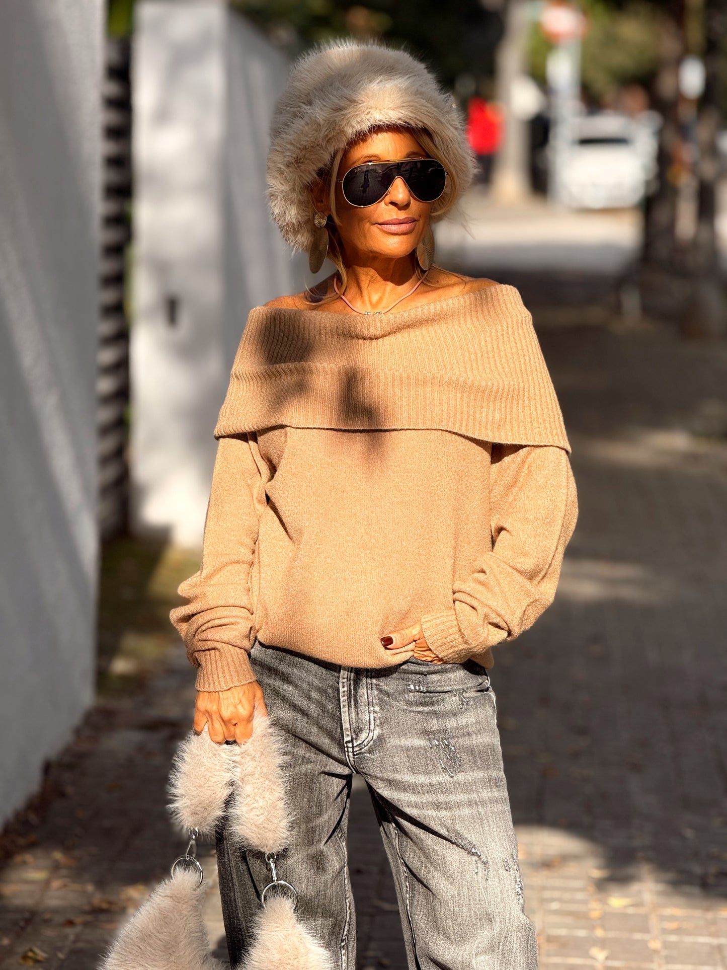 GORRO RUSO PELO SINTÉTICO BEIGE