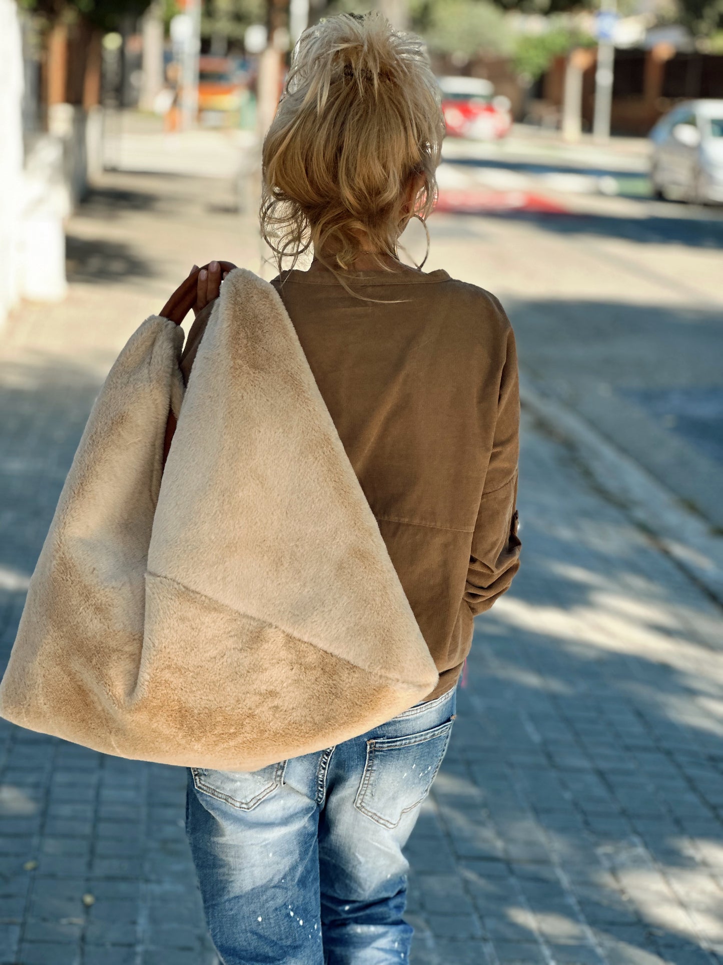 BOLSO BERLIN PELO SINTETICO CRUDO