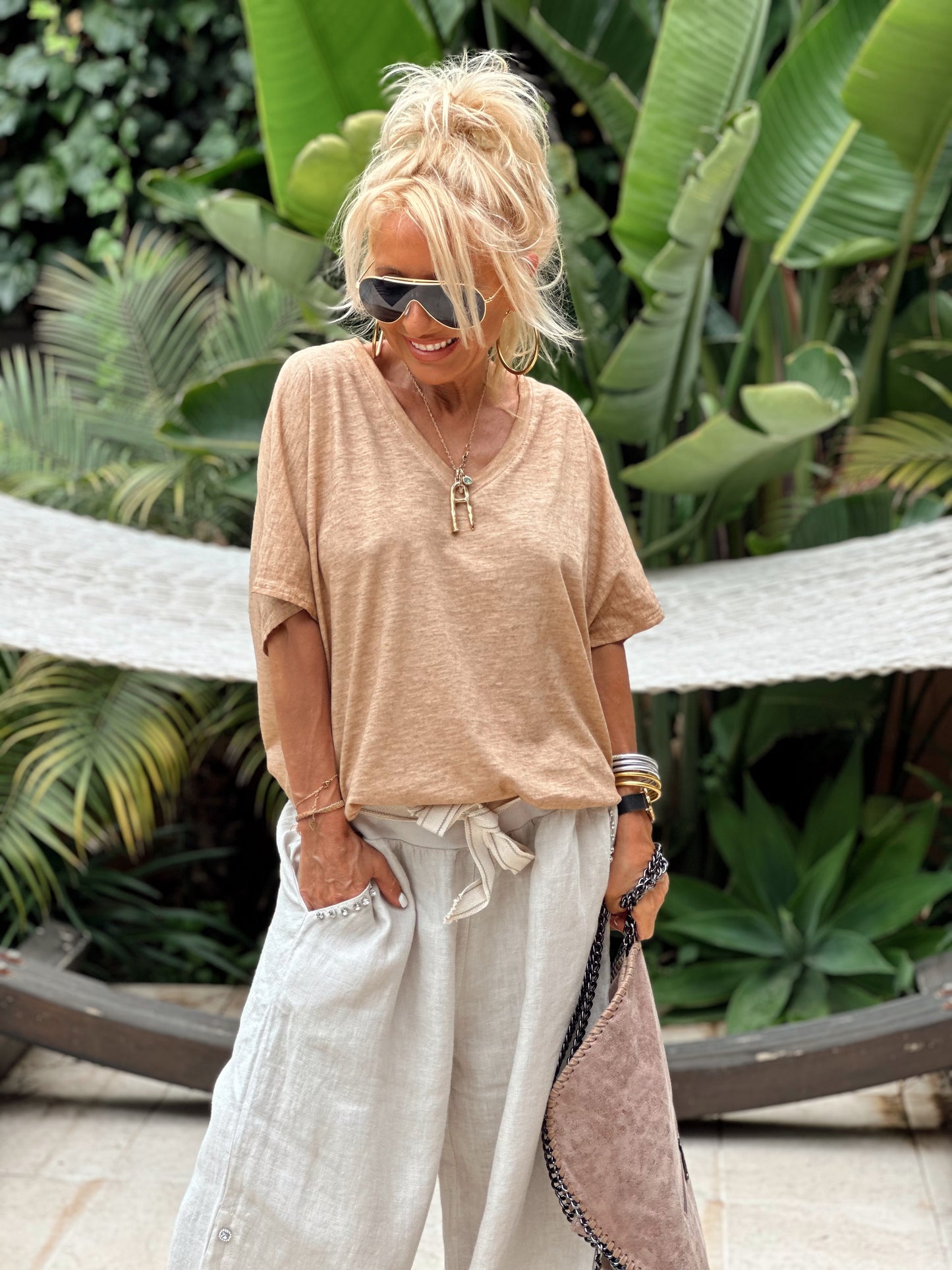 PANTALON OVERSIZE CON LENTEJUELAS ST-TROPEZ BEIGE