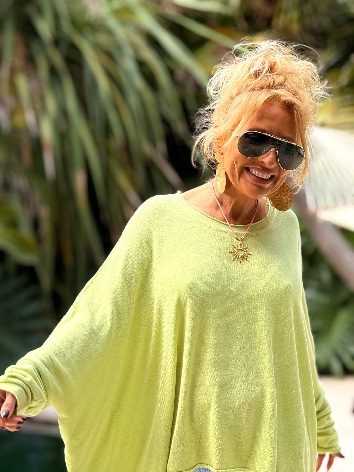 CAMISETA DESGASTADA SUPER OVERSIZE DANI MULTICOLOR