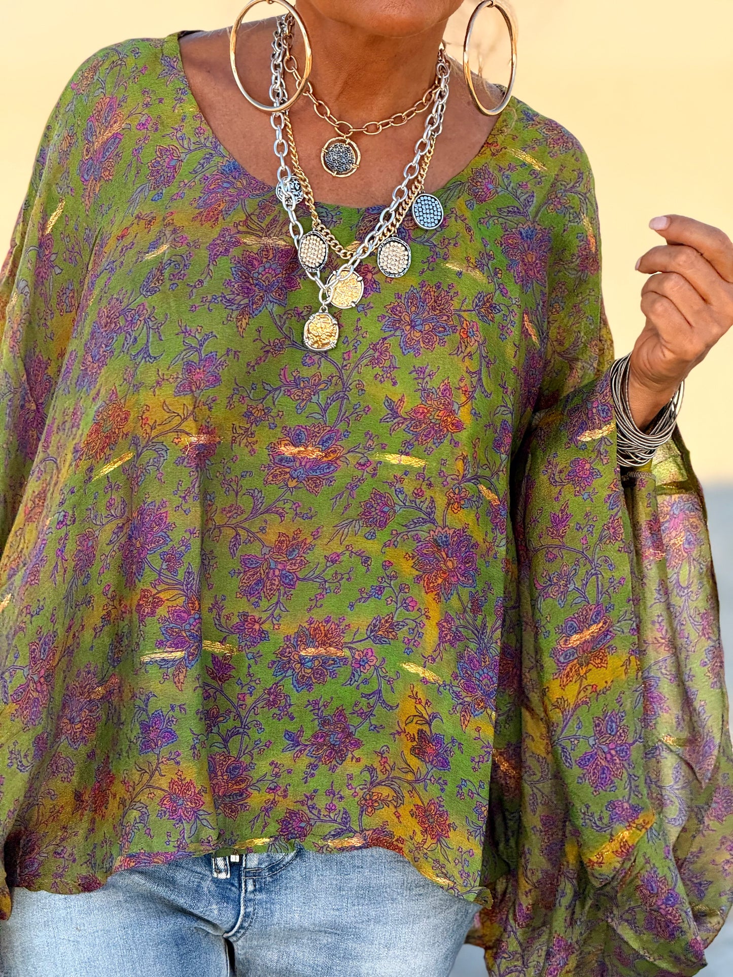 BLUSA-CAPA ESTAMPADO CREPE DE SEDA INDY MULTICOLOR