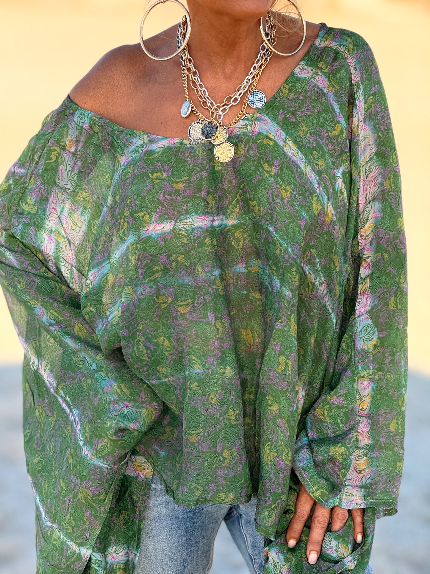 BLUSA-CAPA ESTAMPADO CREPE DE SEDA INDY MULTICOLOR