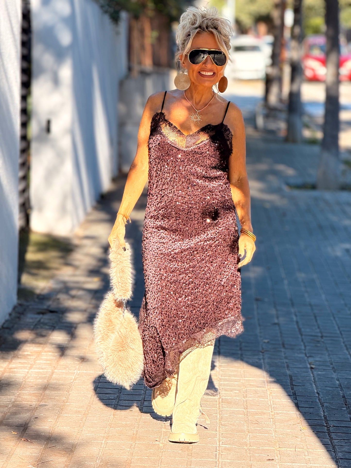 VESTIDO LENTEJUELAS MARRÓN