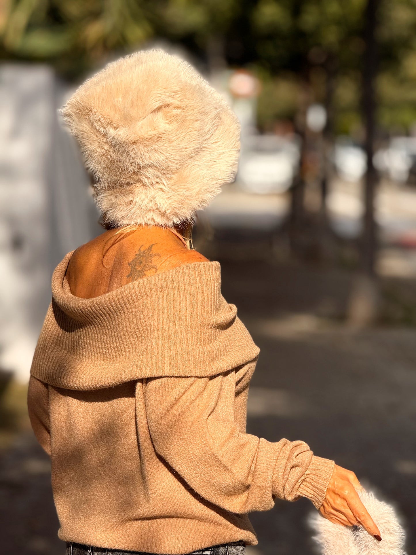 GORRO RUSO PELO SINTÉTICO BEIGE