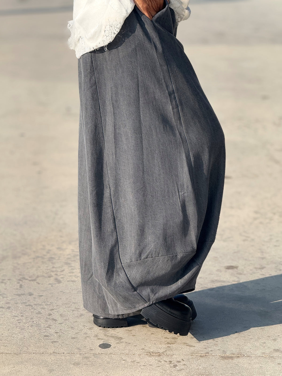 PANTALON OVERSIZE EDU GRIS