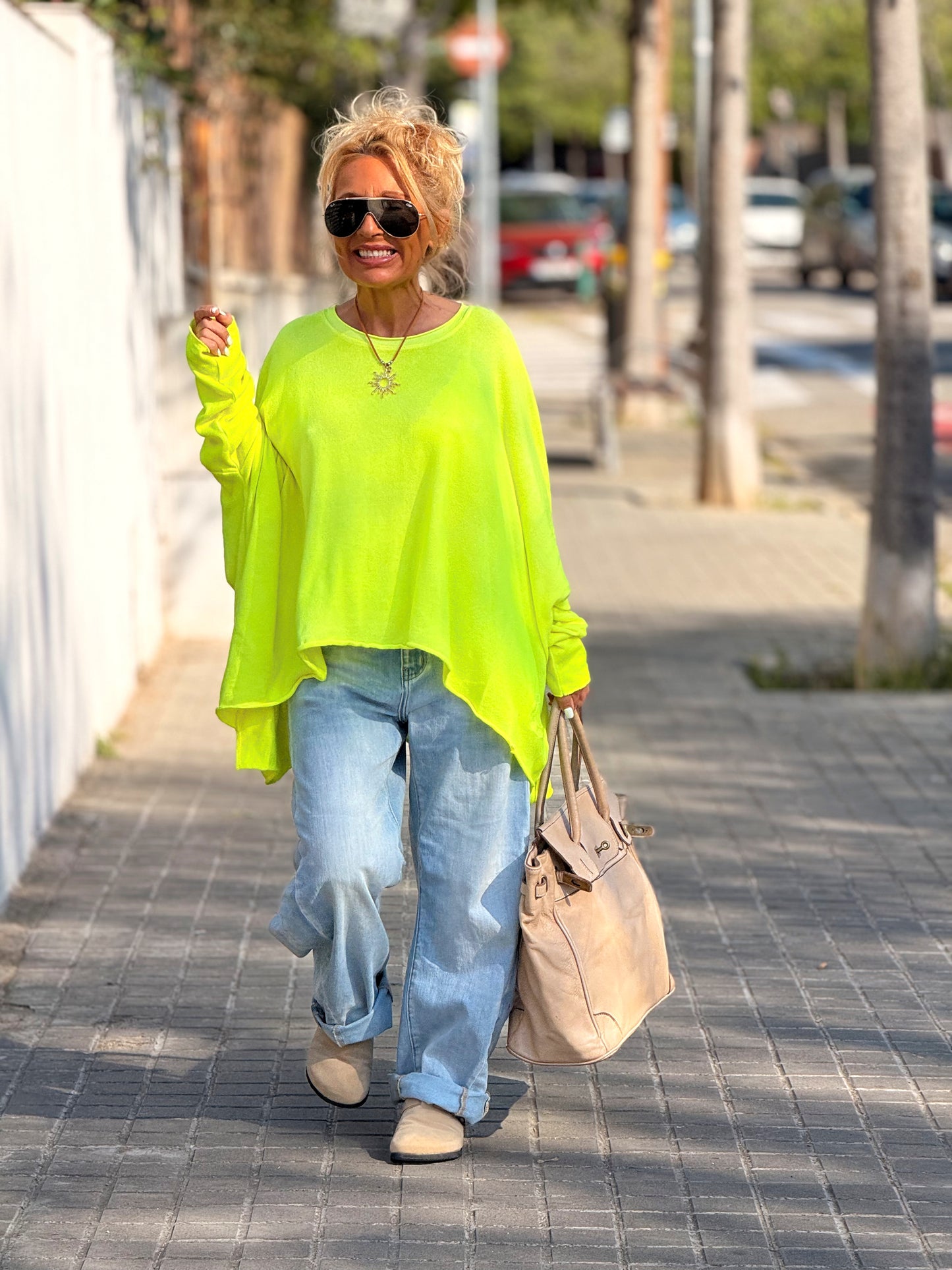 CAMISETA-SUDADERA SUPER OVERSIZE DANI NÉON MULTICOLOR