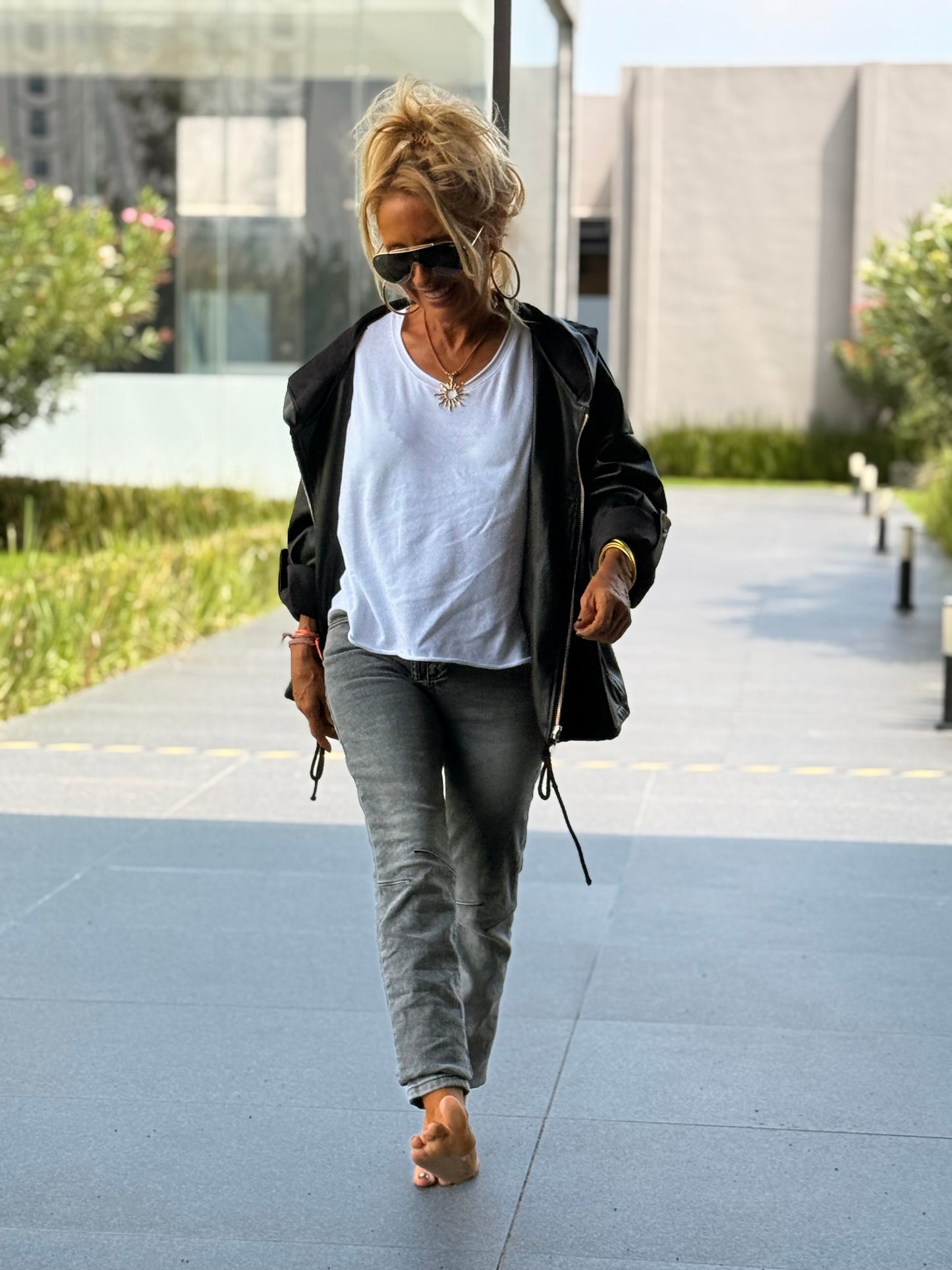 JEANS VAQUEROS GABY GRIS