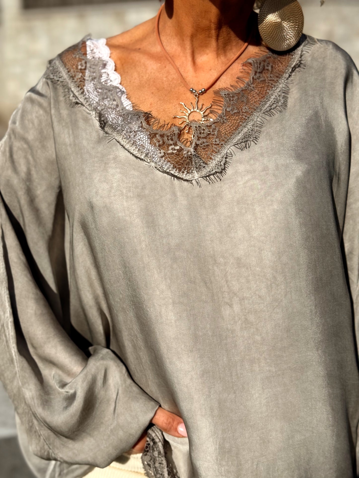 BLUSA OVERSIZE LENCERO PAULA MULTICOLOR