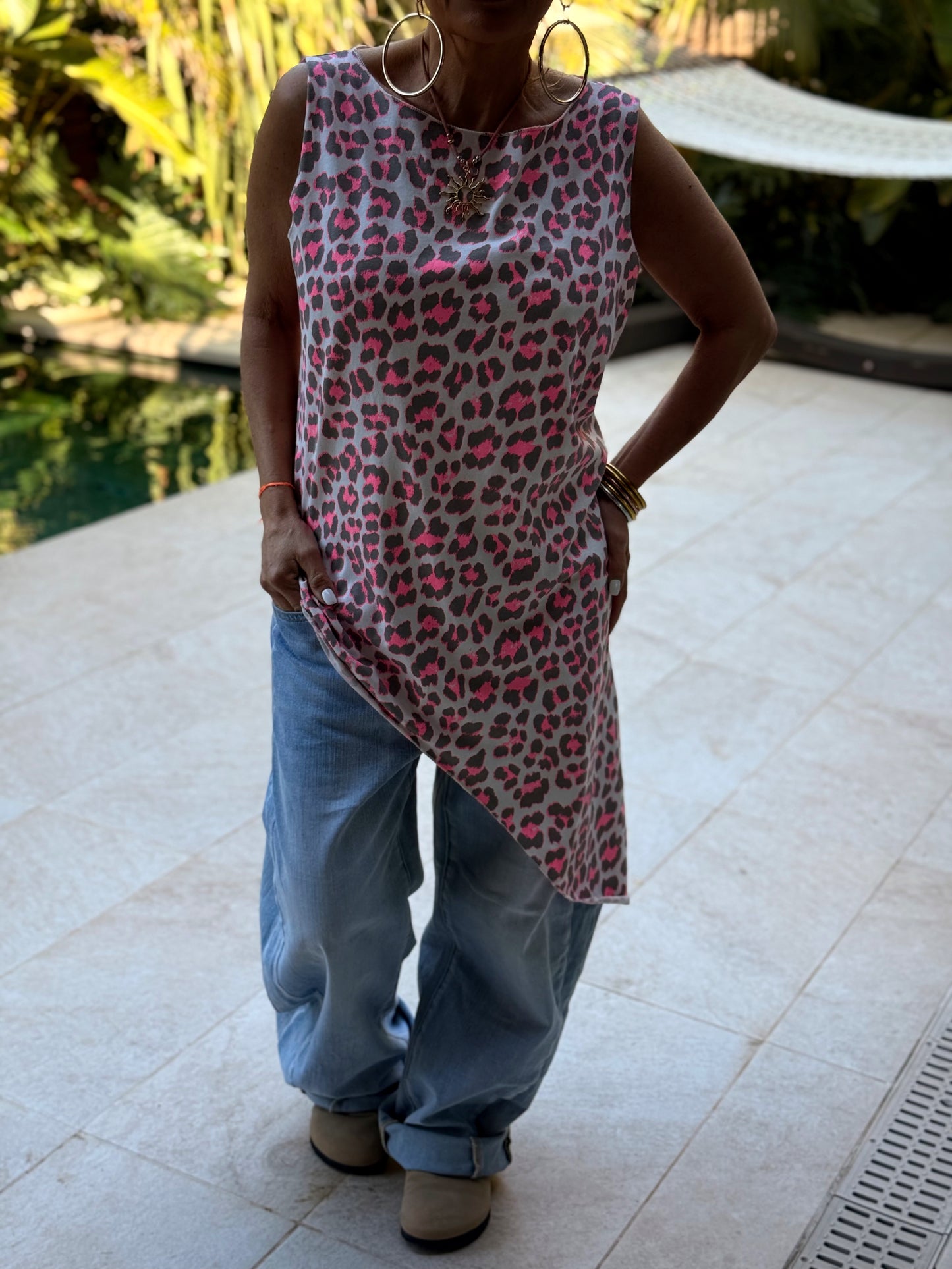 TOP ASIMÉTRICO ANIMAL PRINT