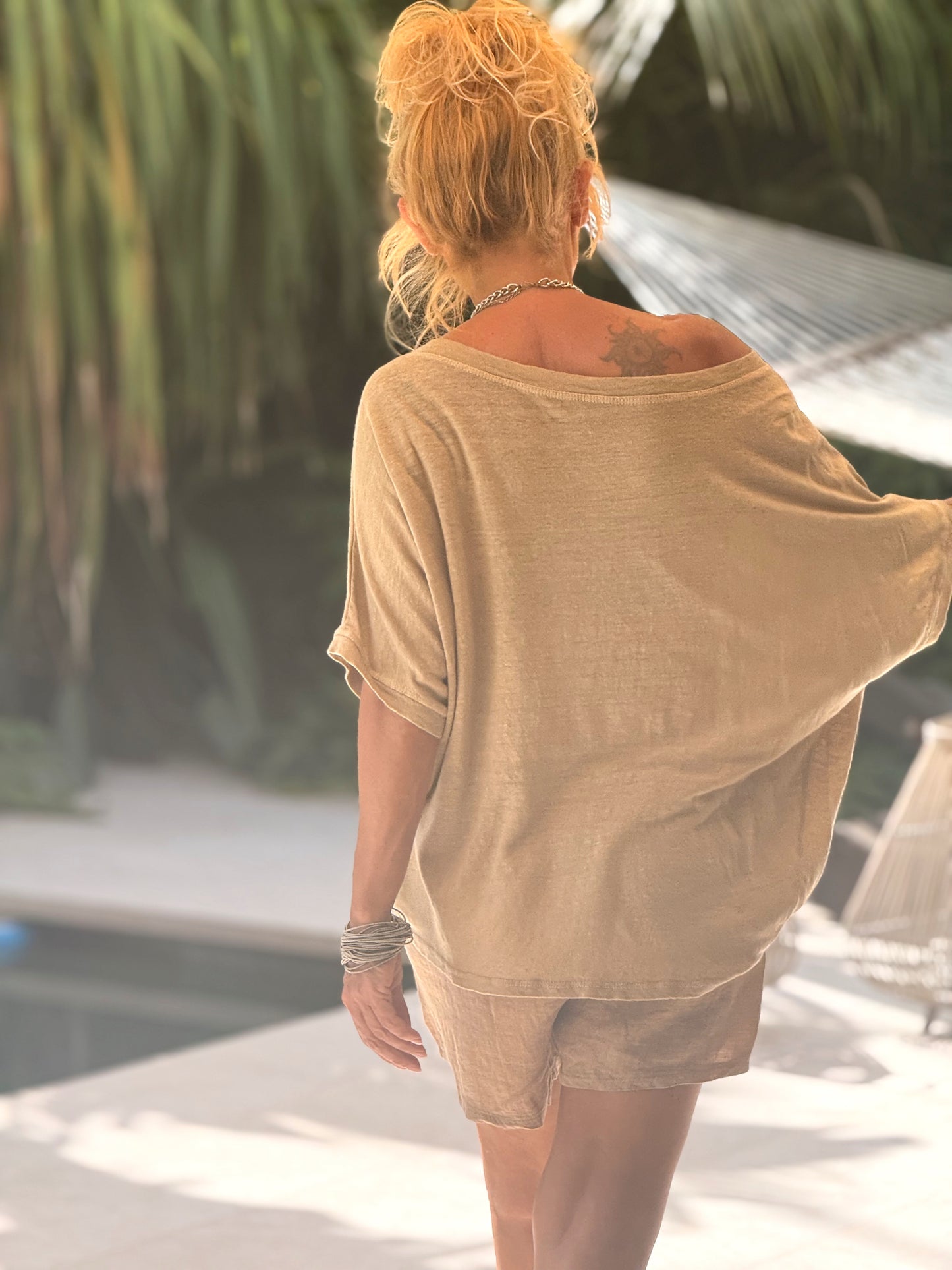 CAMISETA LINO OVERSIZE JULIANA MULTICOLOR