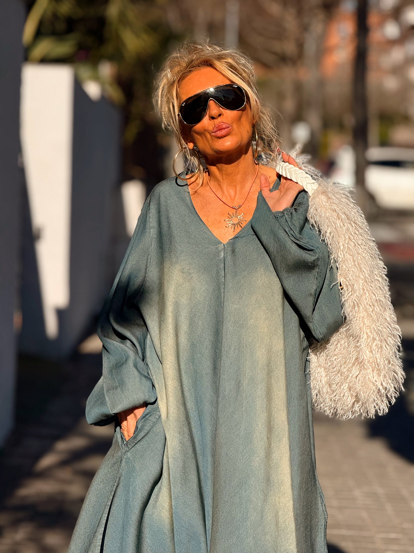 VESTIDO LARGO OVERSIZE TEJANO DESGASTADO