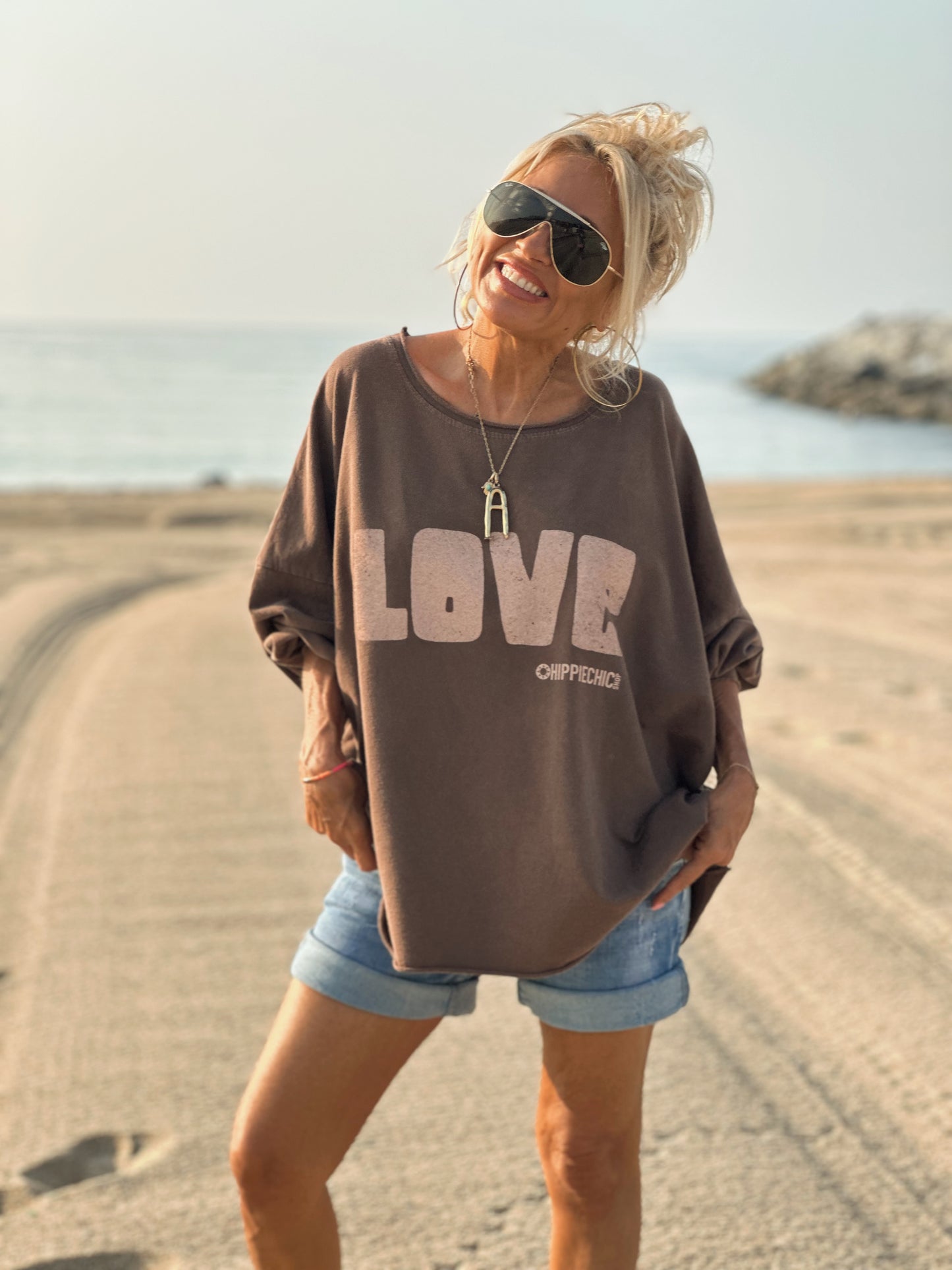 SUDADERA OVERSIZE LOVE CHOCOLATE