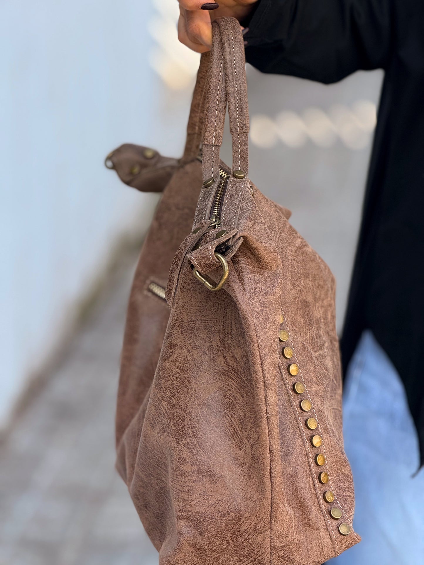 BOLSO TACHAS MULTICOLOR