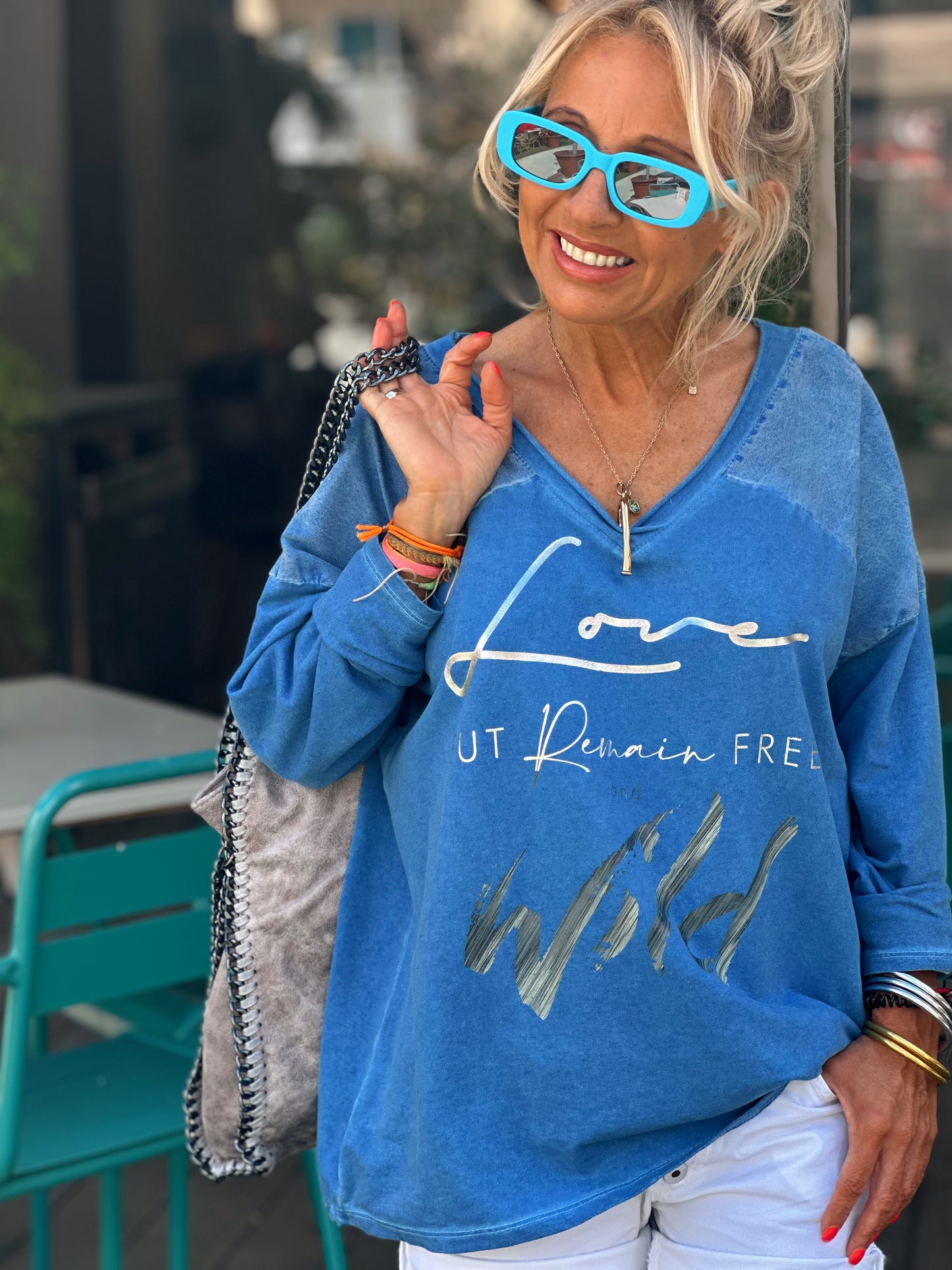 SUDADERA LOVE WILD AZUL