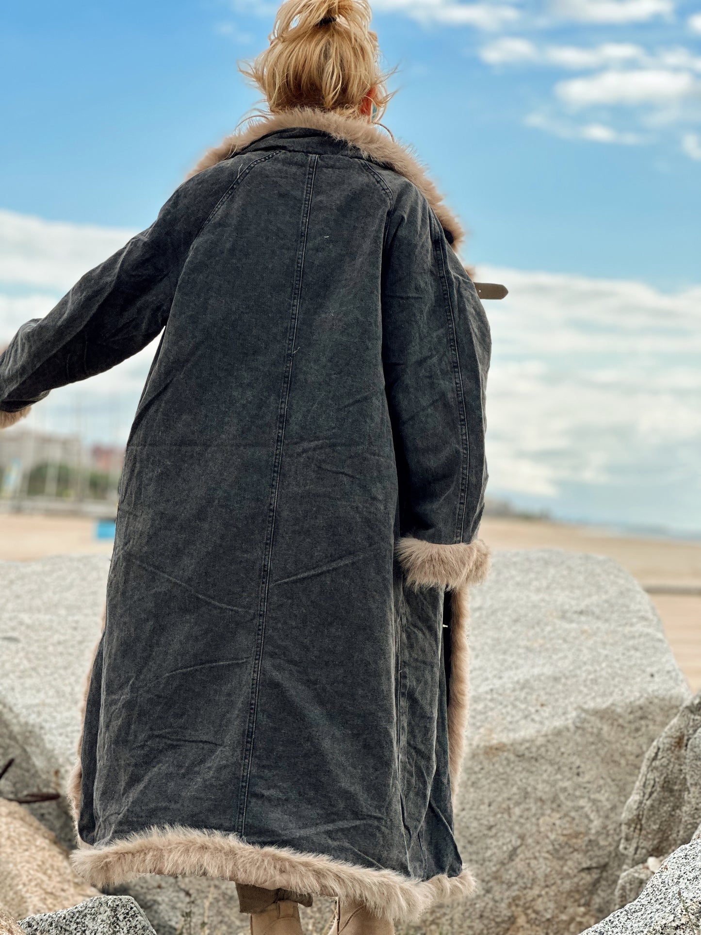 CHAQUETA VAQUEROS PELO SINTETICO GRIS