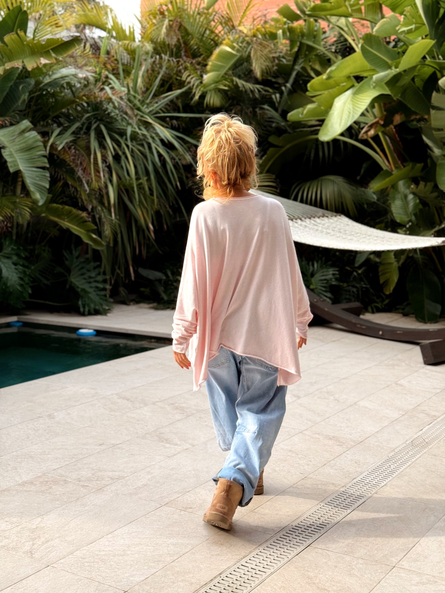 CAMISETA DESGASTADA SUPER OVERSIZE DANI MULTICOLOR