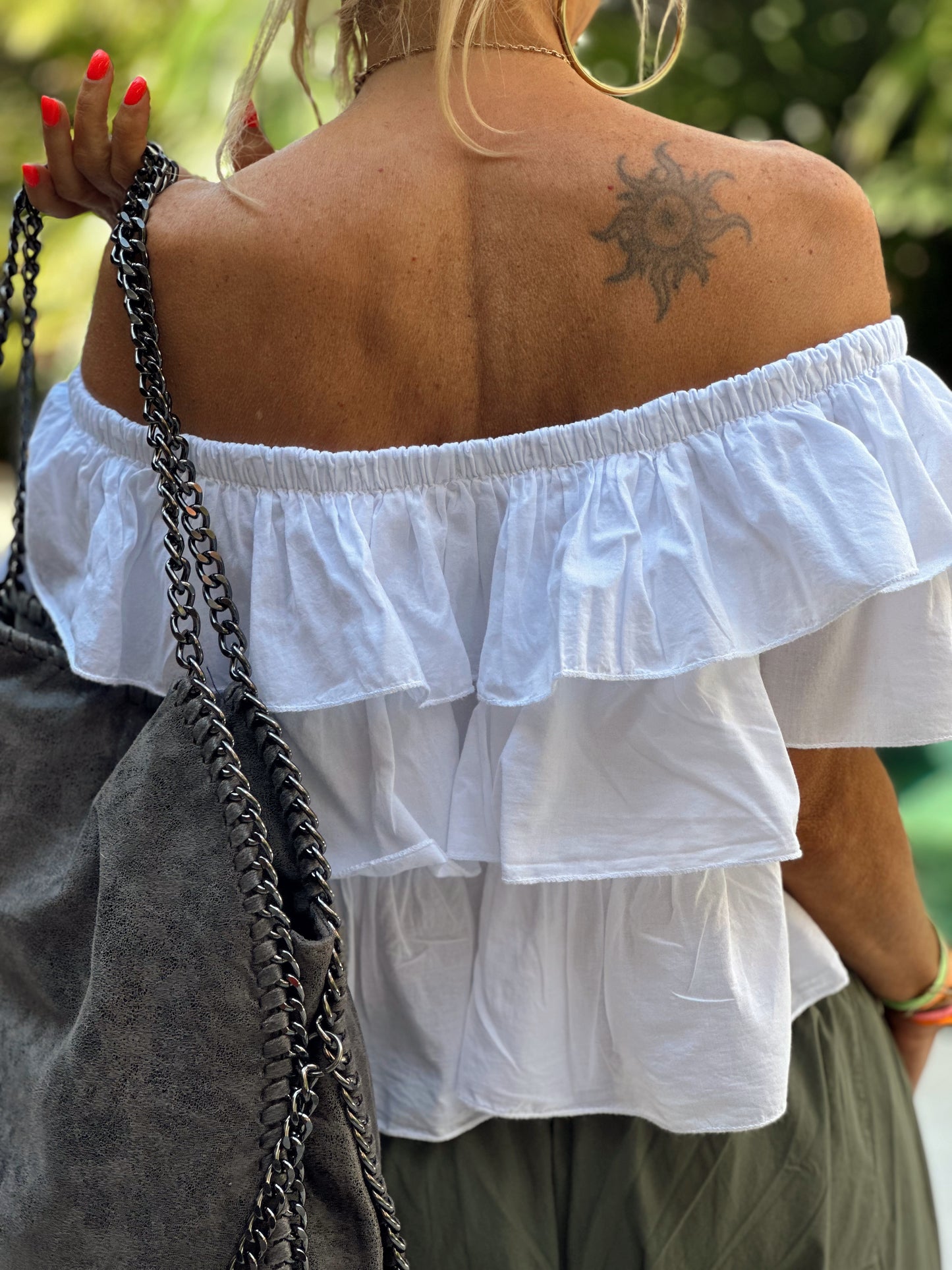 BLUSA VOLANTE FLOR BLANCO