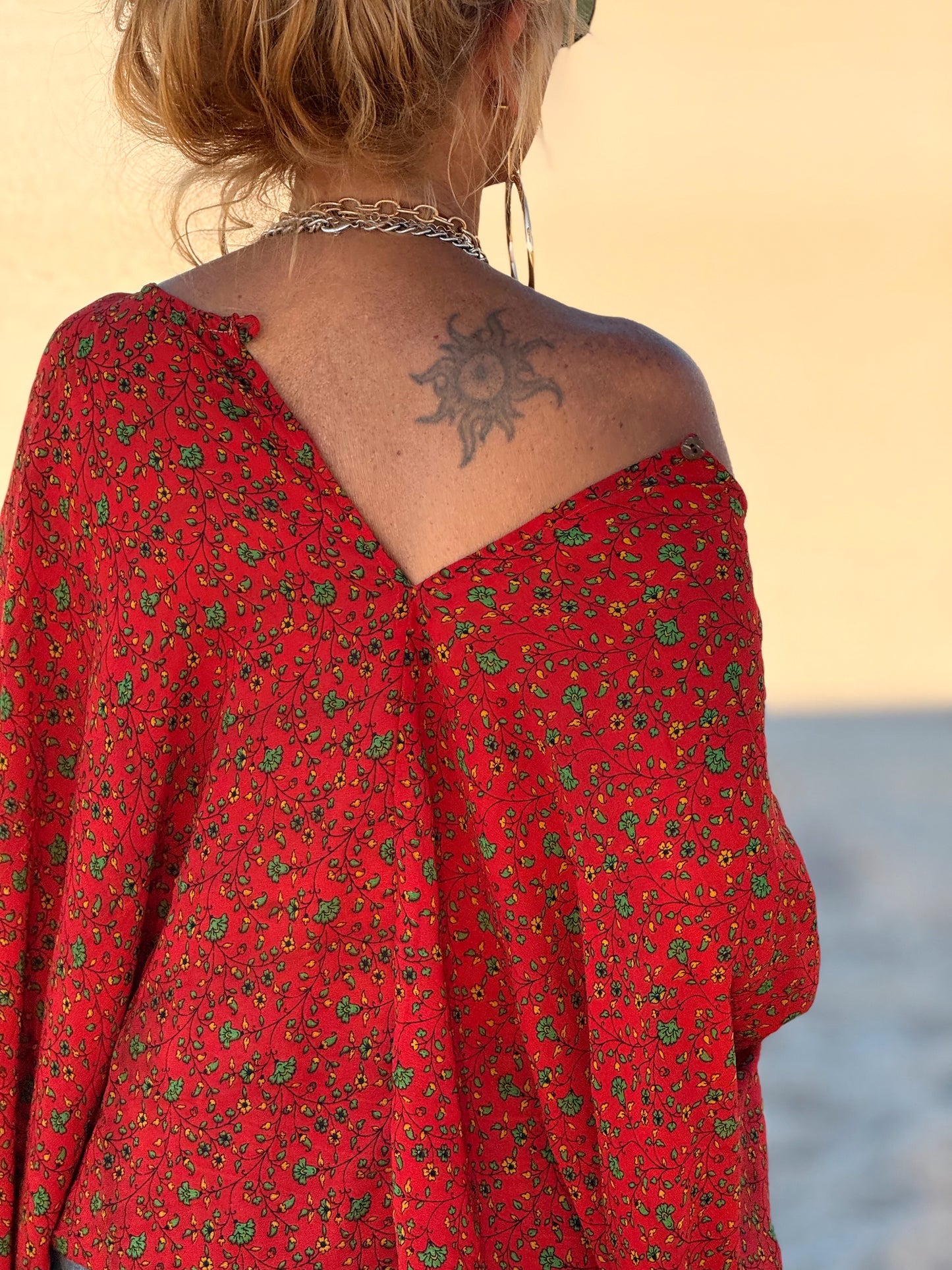 BLUSA-CAPA ESTAMPADO CREPE DE SEDA INDY MULTICOLOR