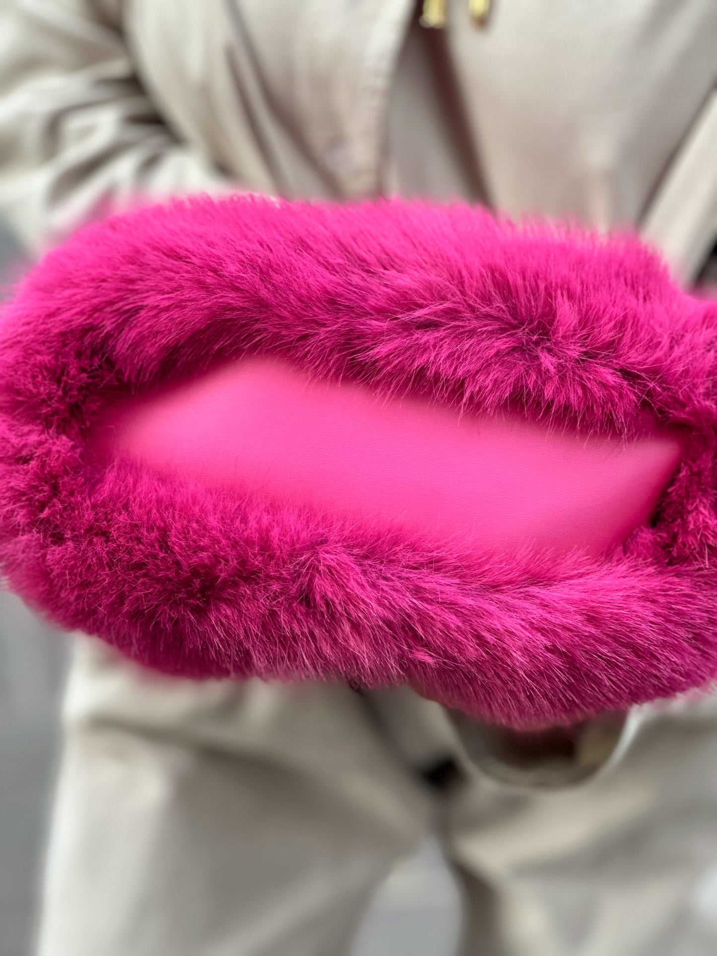 BOLSO PELO SINTÉTICO NOUKY FUCSIA