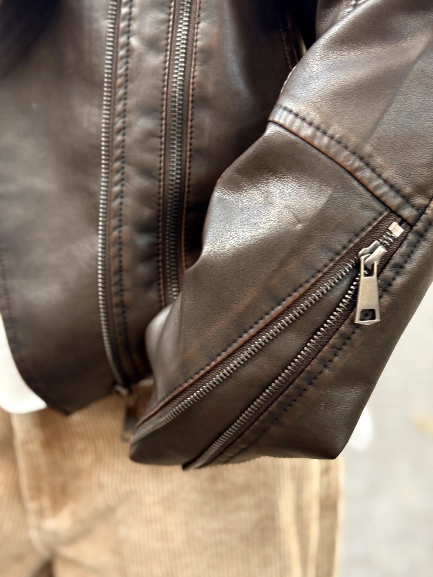 CAZADORA POLIPIEL EVA MARRÓN