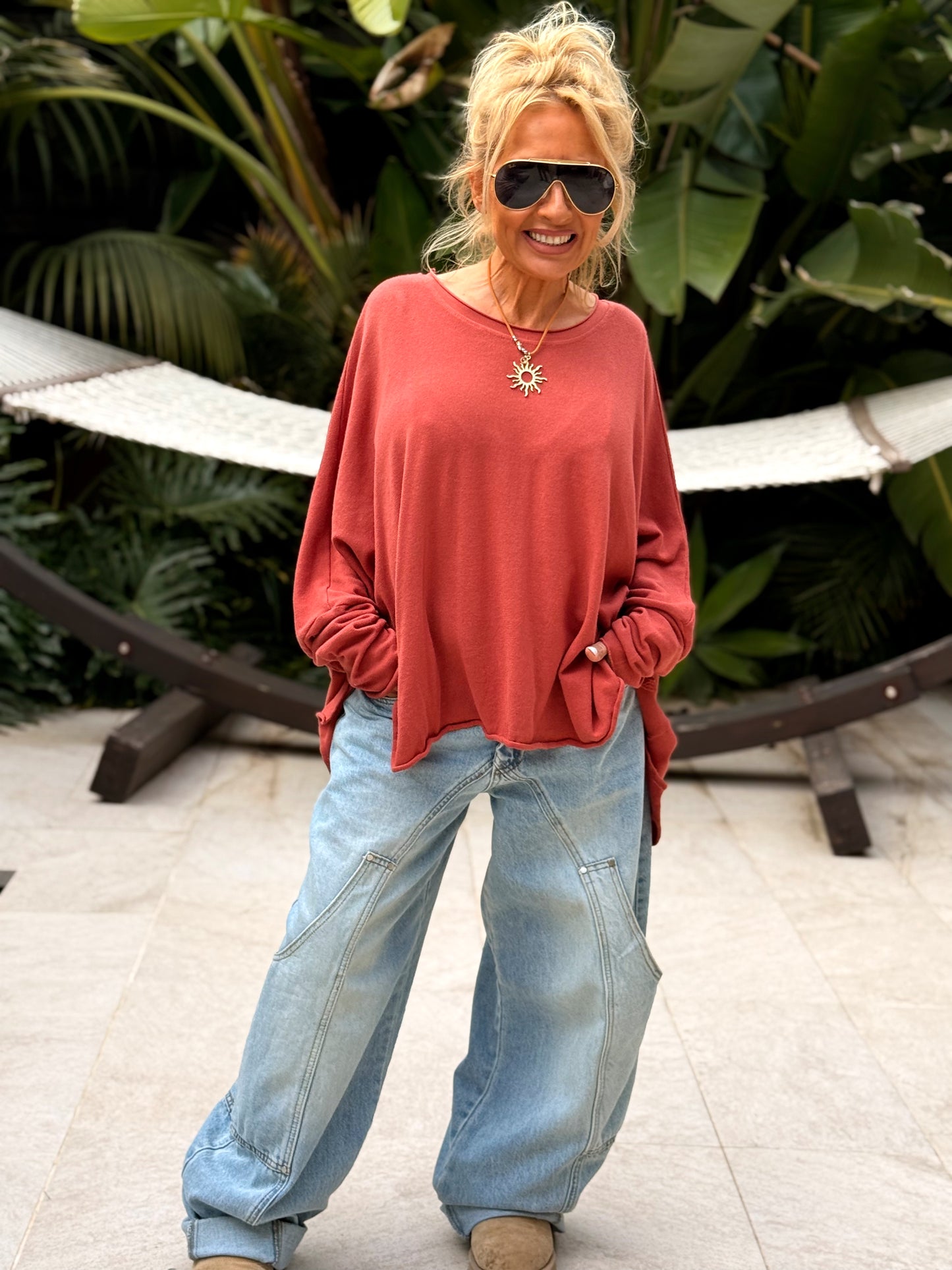 CAMISETA DESGASTADA SUPER OVERSIZE DANI MULTICOLOR