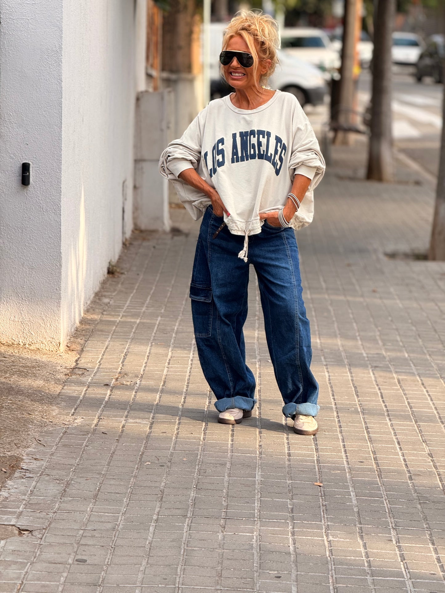 JEANS VAQUEROS CON BOLSILLO Y CINTURÓN 826125JC TEJANO