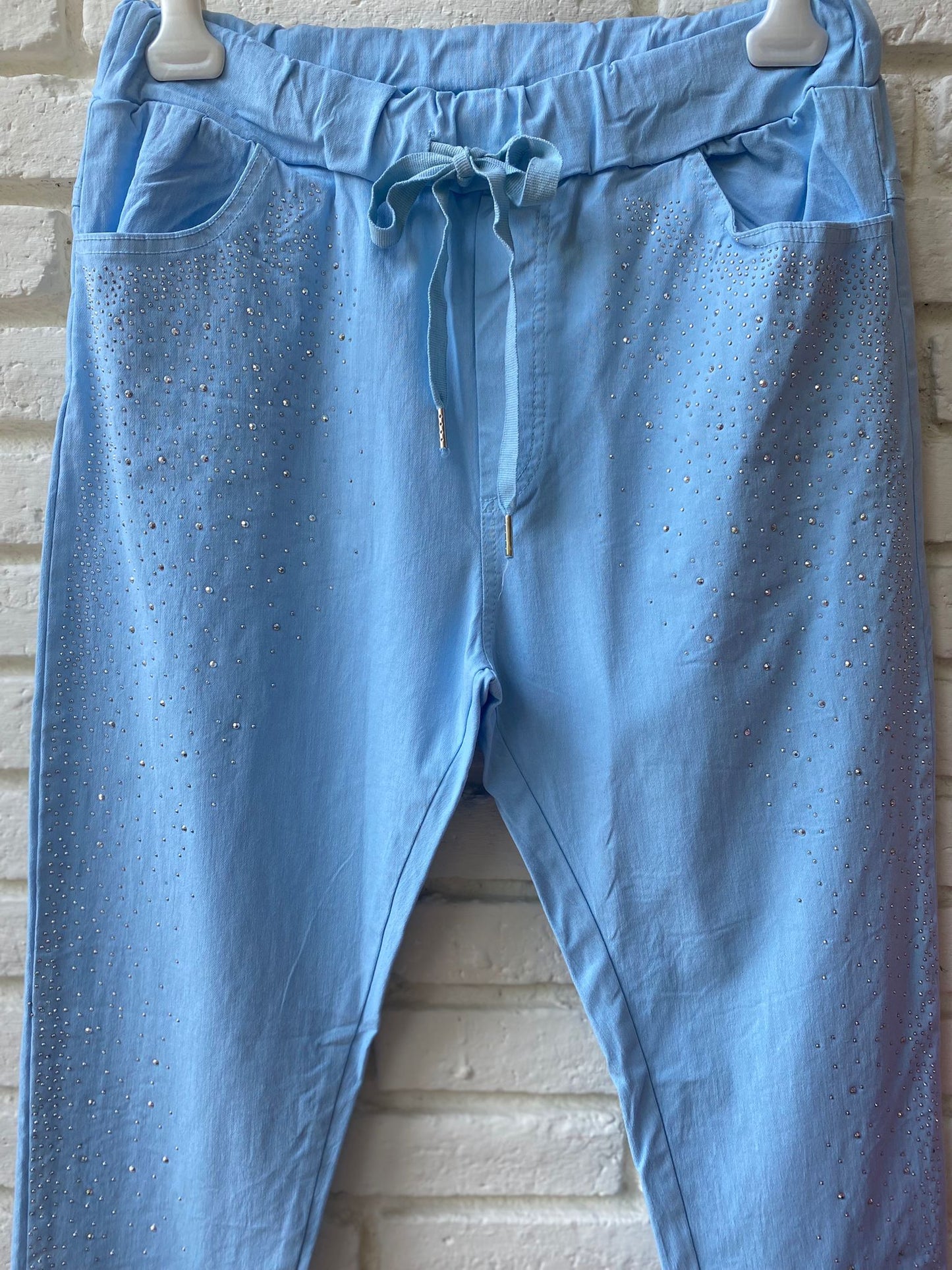 PANTALON BRILLANTE CELESTE