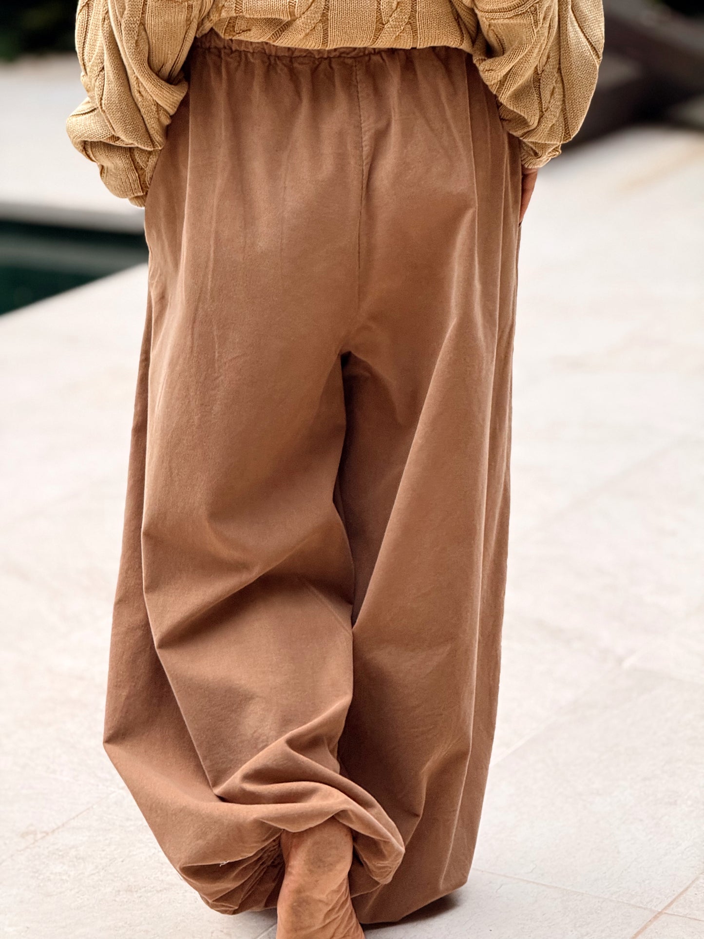 PANTALON OVERSIZE PANA JOGGER MULTICOLOR