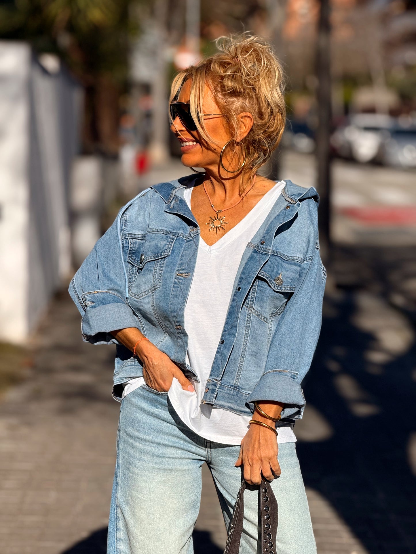 CAZADORA CON CAPUCHA ALEX TEJANO