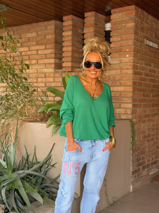 CAMISETA DESGASTADA OVERSIZE ENZO VERDE