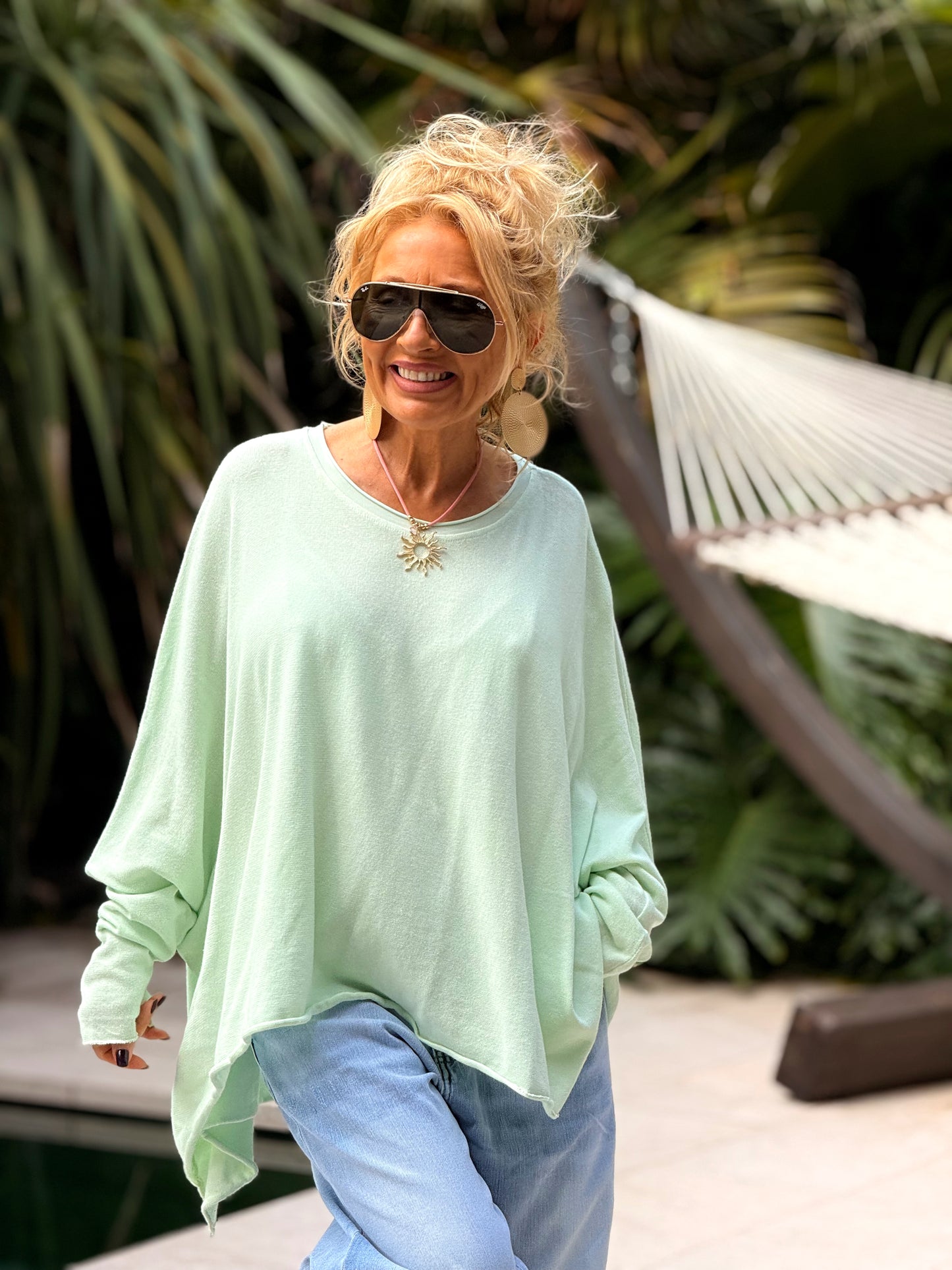 CAMISETA DESGASTADA SUPER OVERSIZE DANI MULTICOLOR