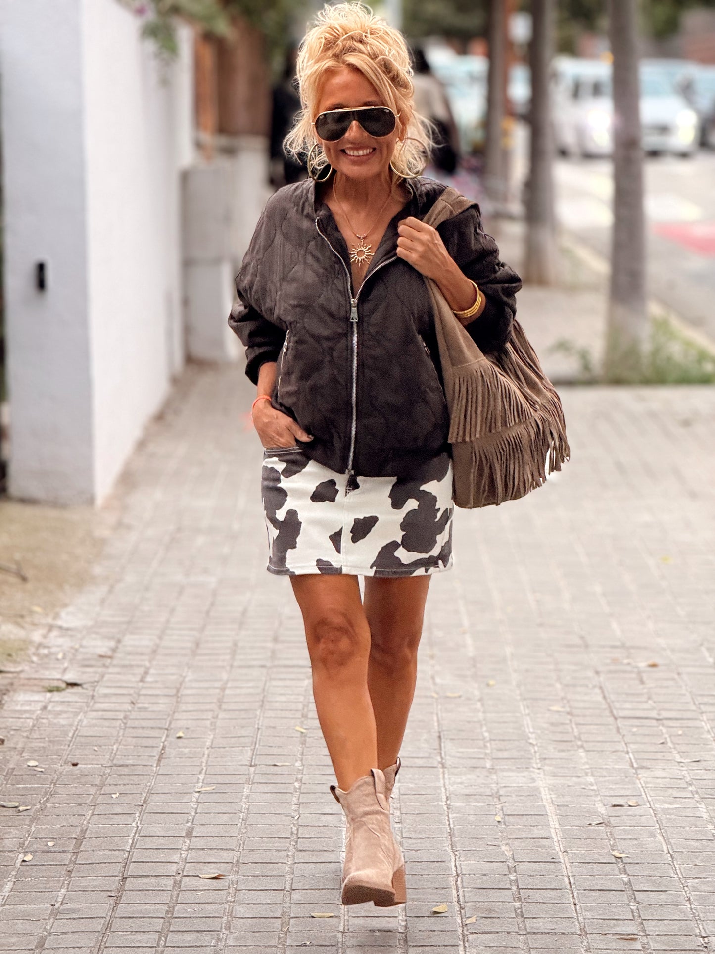 MINI FALDA ESTAMPADO VACA MARRON