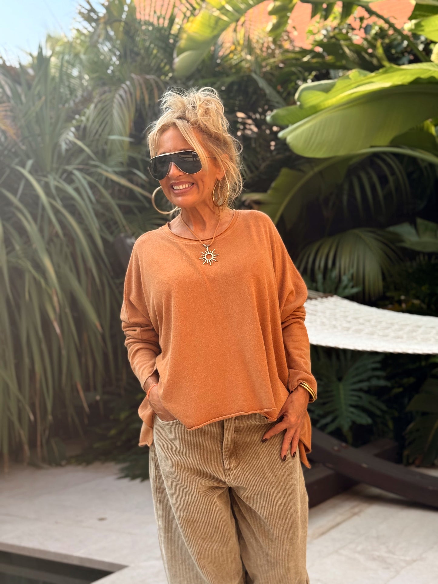 CAMISETA DESGASTADA OVERSIZE DANI MULTICOLOR