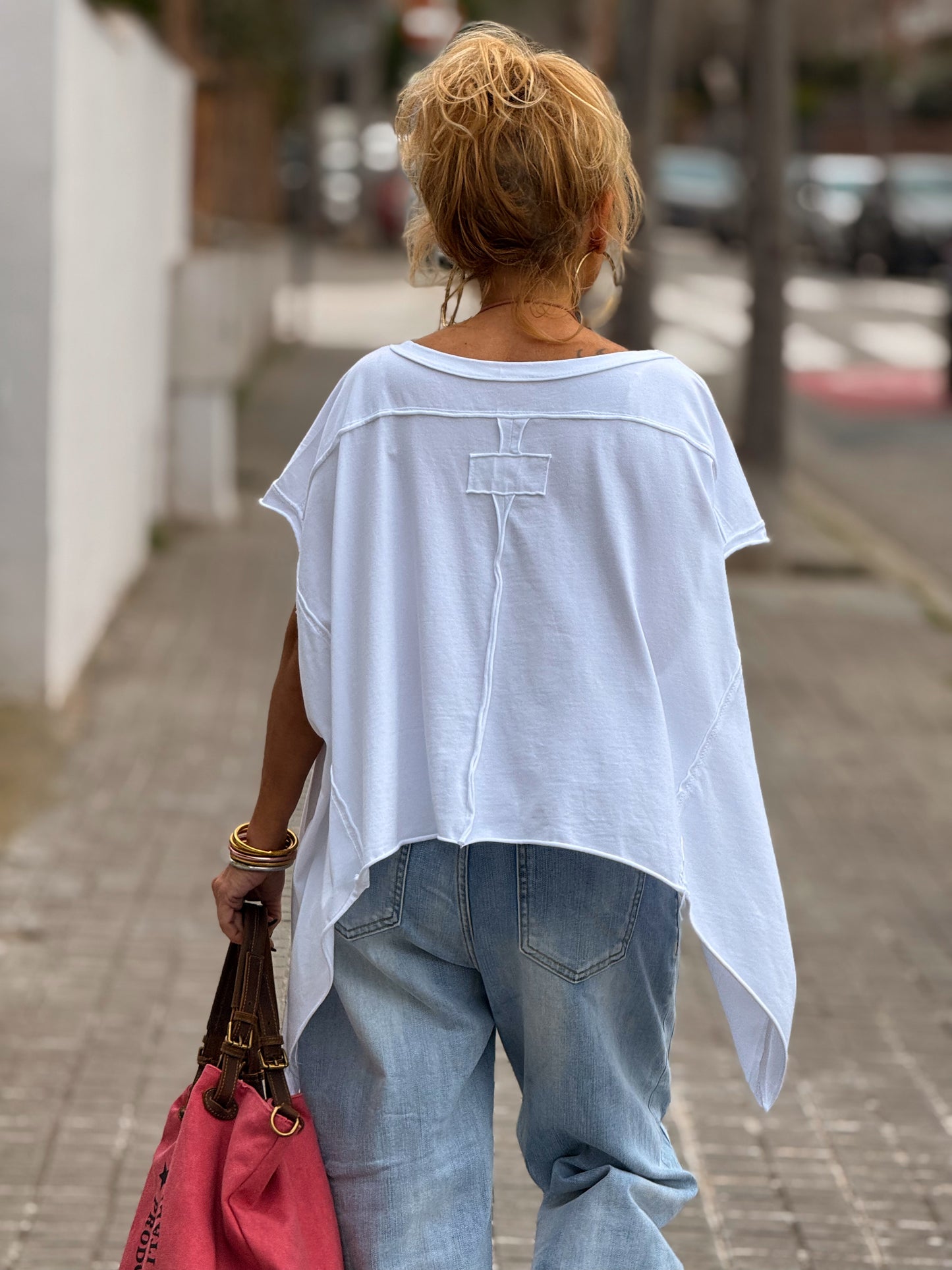 CAMISETA ASIMÉTRICA SACHA MULTICOLOR