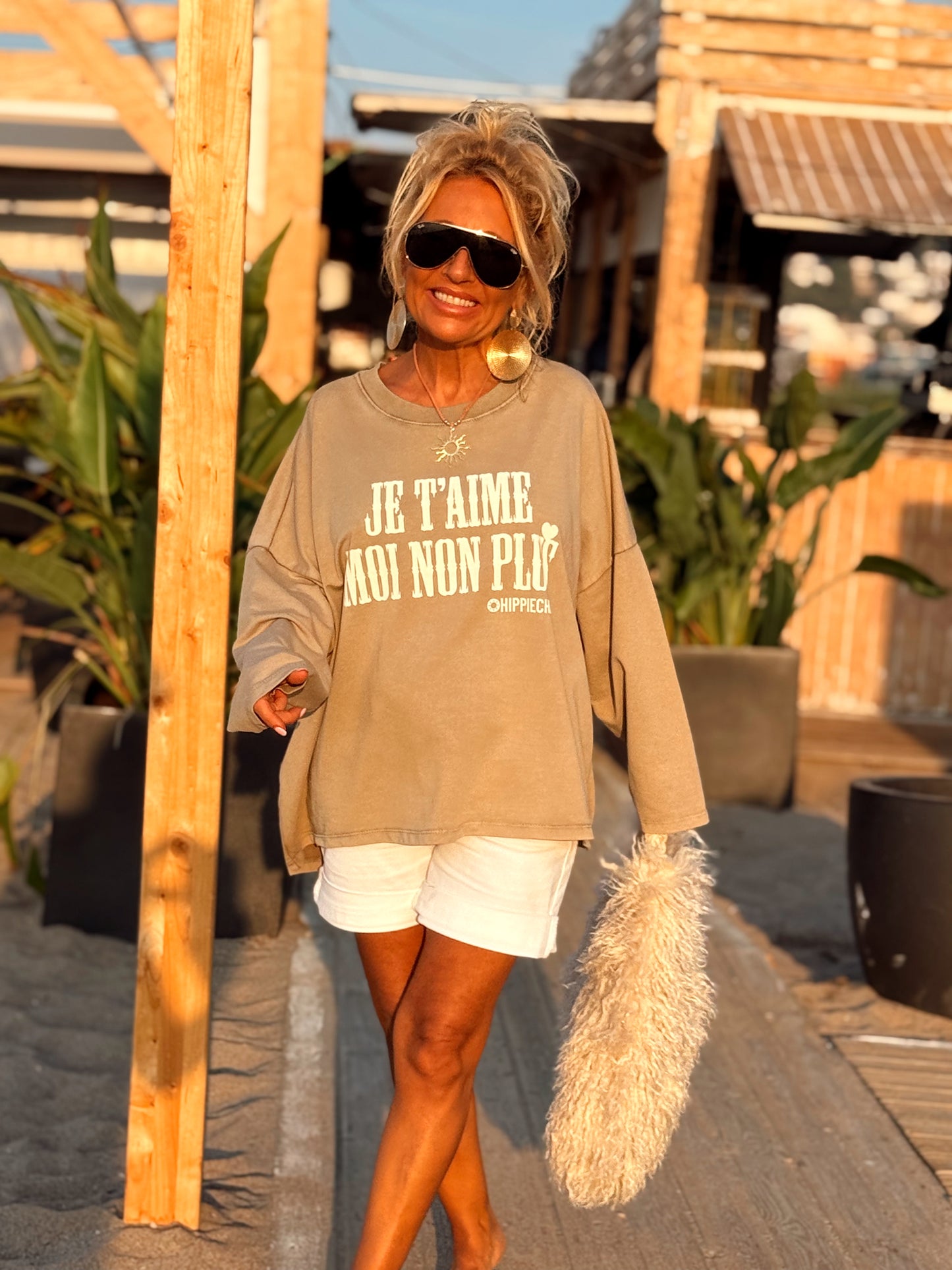 SUDADERA OVERSIZE JE T’AIME MOI NON PLUS MULTICOLOR