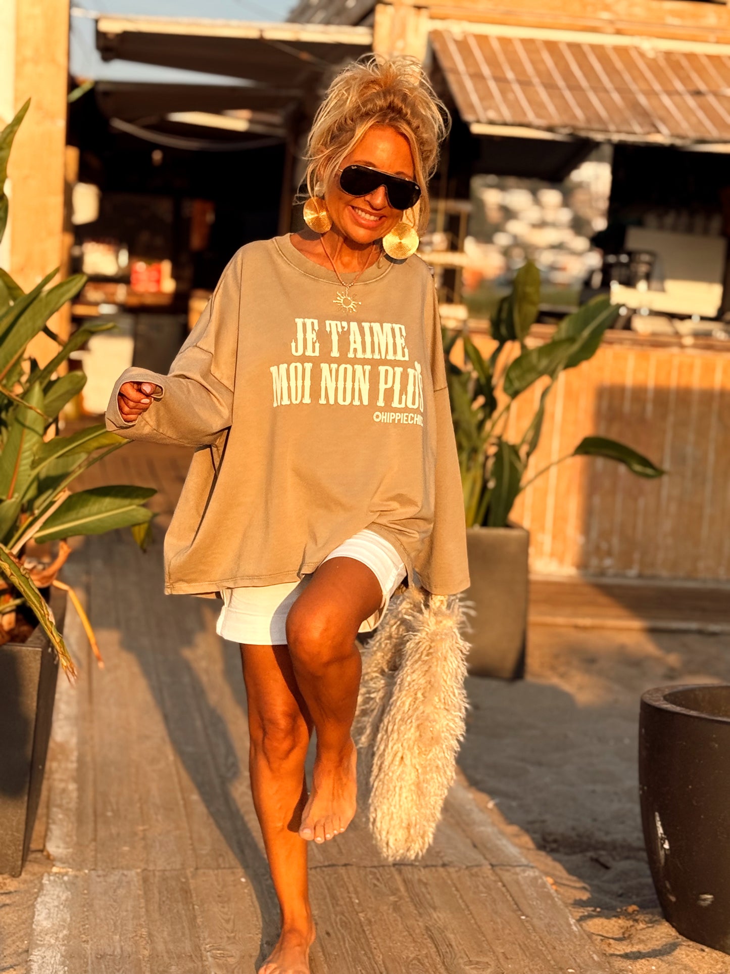 SUDADERA OVERSIZE JE T’AIME MOI NON PLUS MULTICOLOR