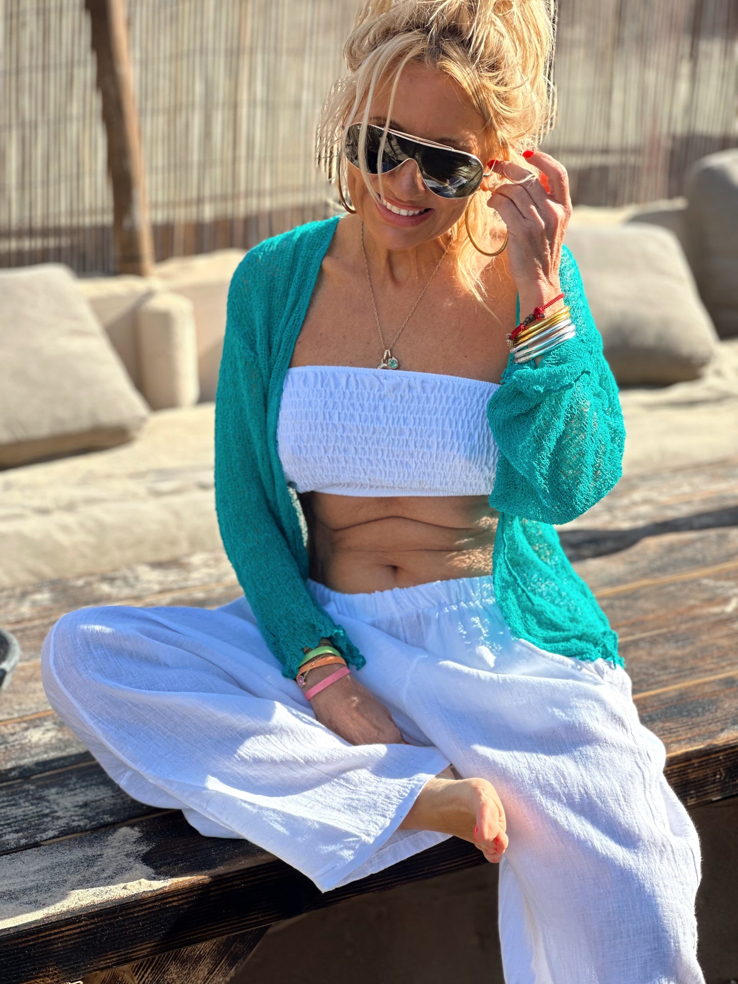 TOP BANDA LISO Y RELIEVE BLANCO