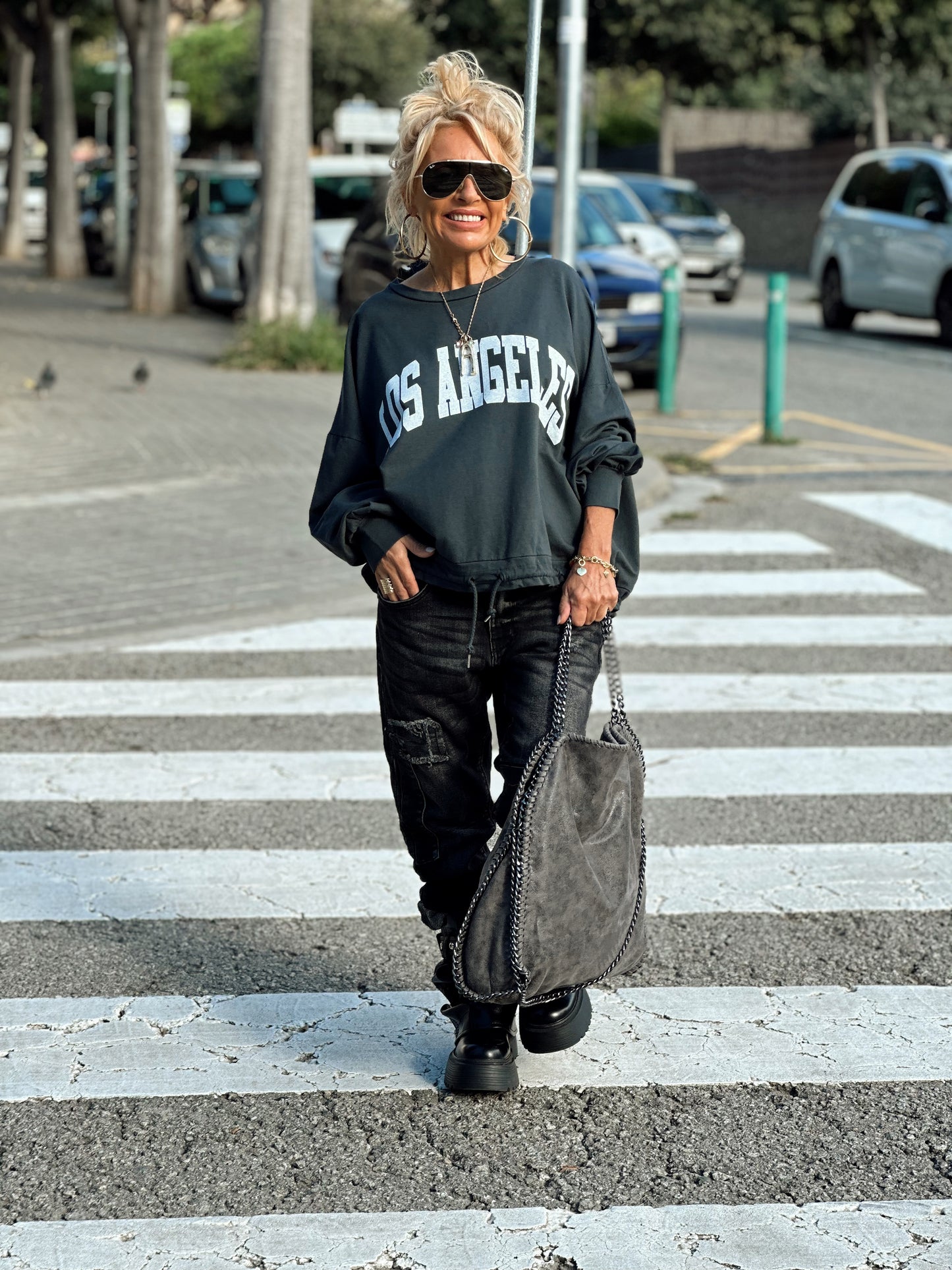 SUDADERA OVERSIZE CON CORDÓN LOS ANGELES GRIS