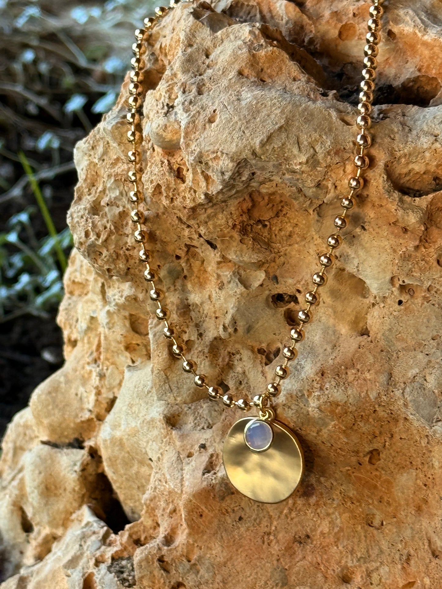 COLLAR LIBERTY CON BRILLANTE MULTICOLOR