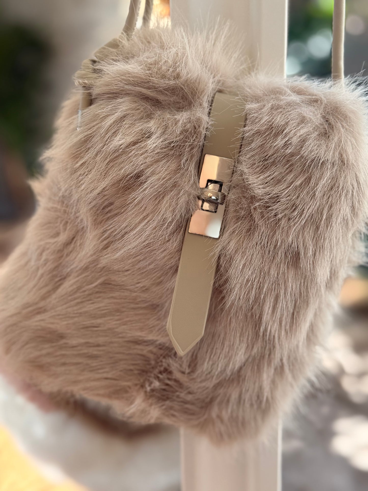 BOLSILLO DE OMBRO PELO SINTÉTICO MULTICOLOR