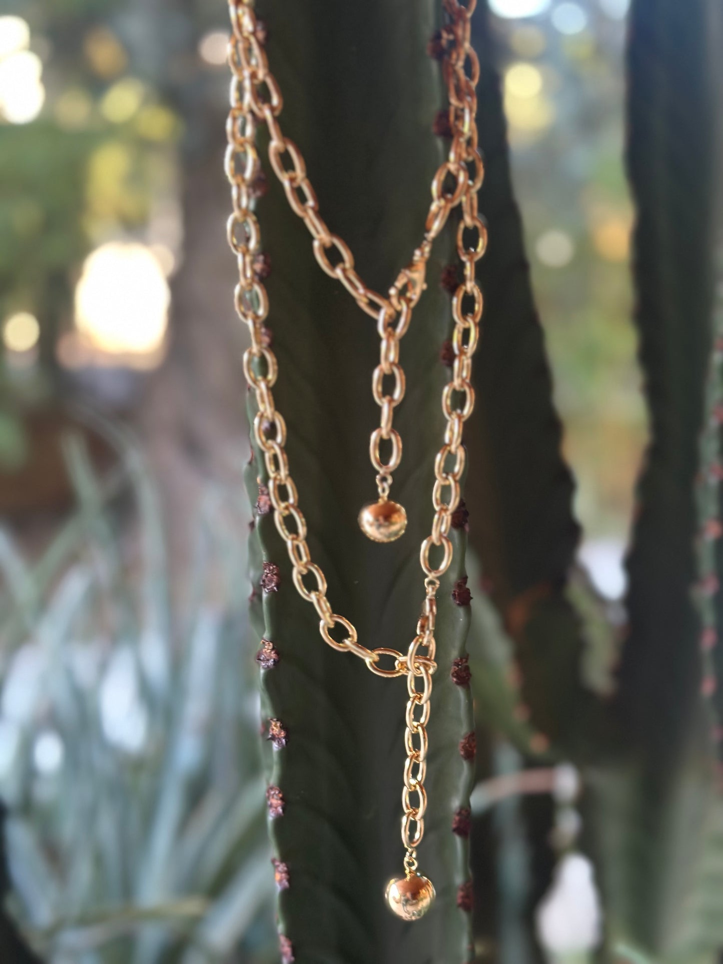 SET COLLAR BOLAS DORADO