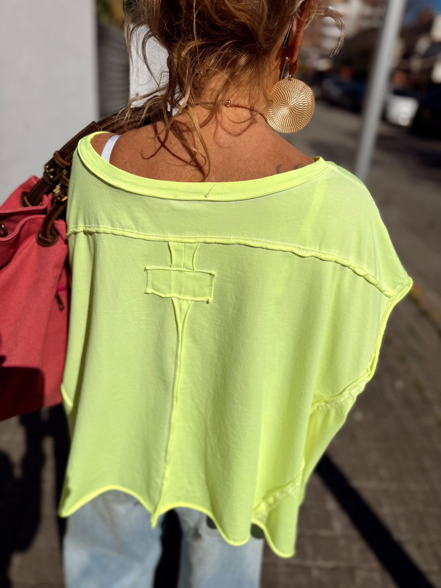 CAMISETA ASIMÉTRICA SACHA MULTICOLOR