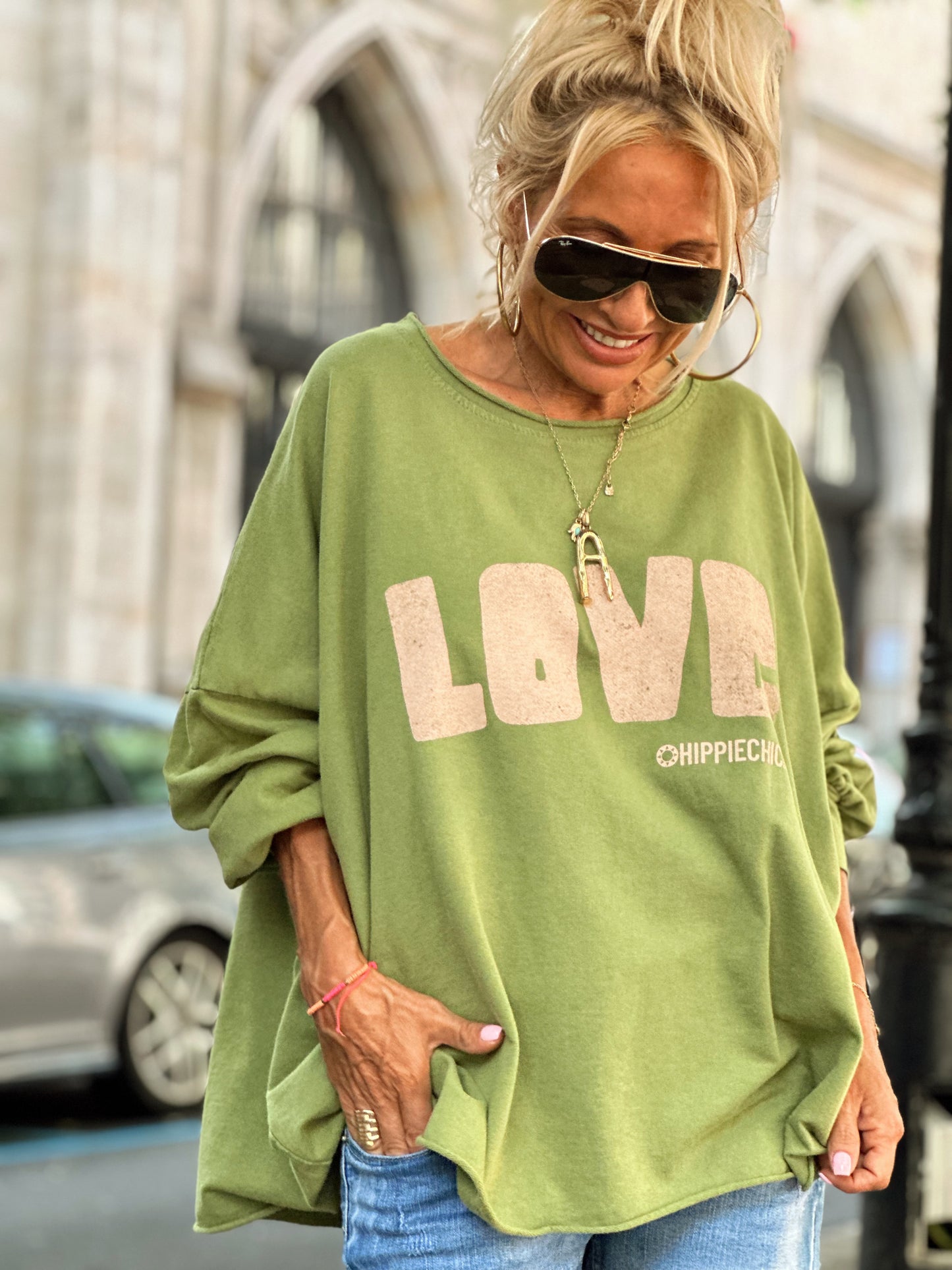 SUDADERA OVERSIZE LOVE OLIVA