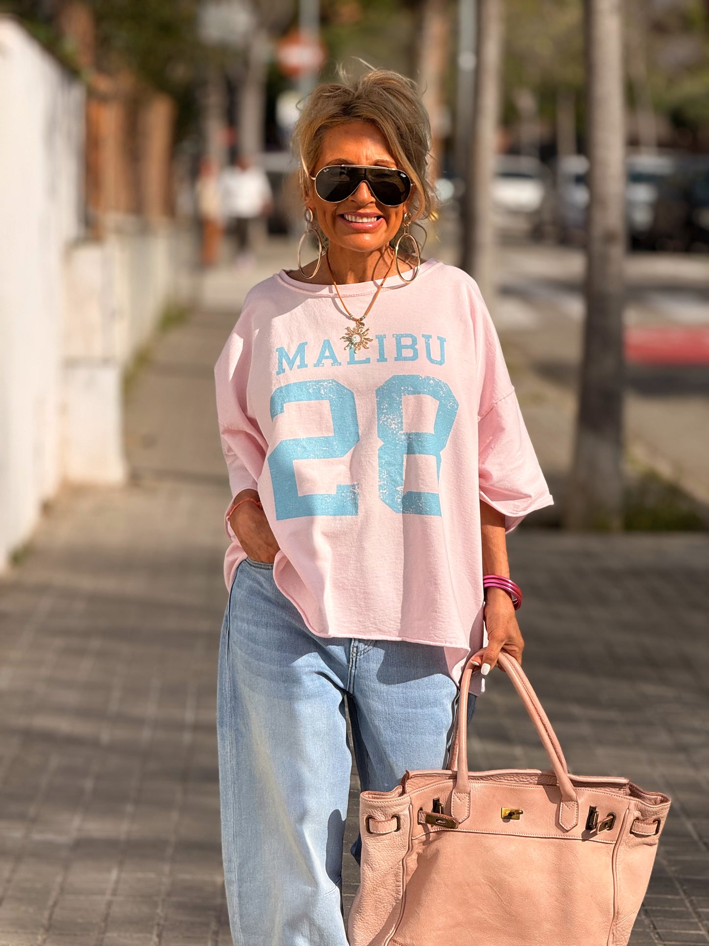 CAMISETA SUPER OVERSIZE DESGASTADA MALIBU MULTICOLOR